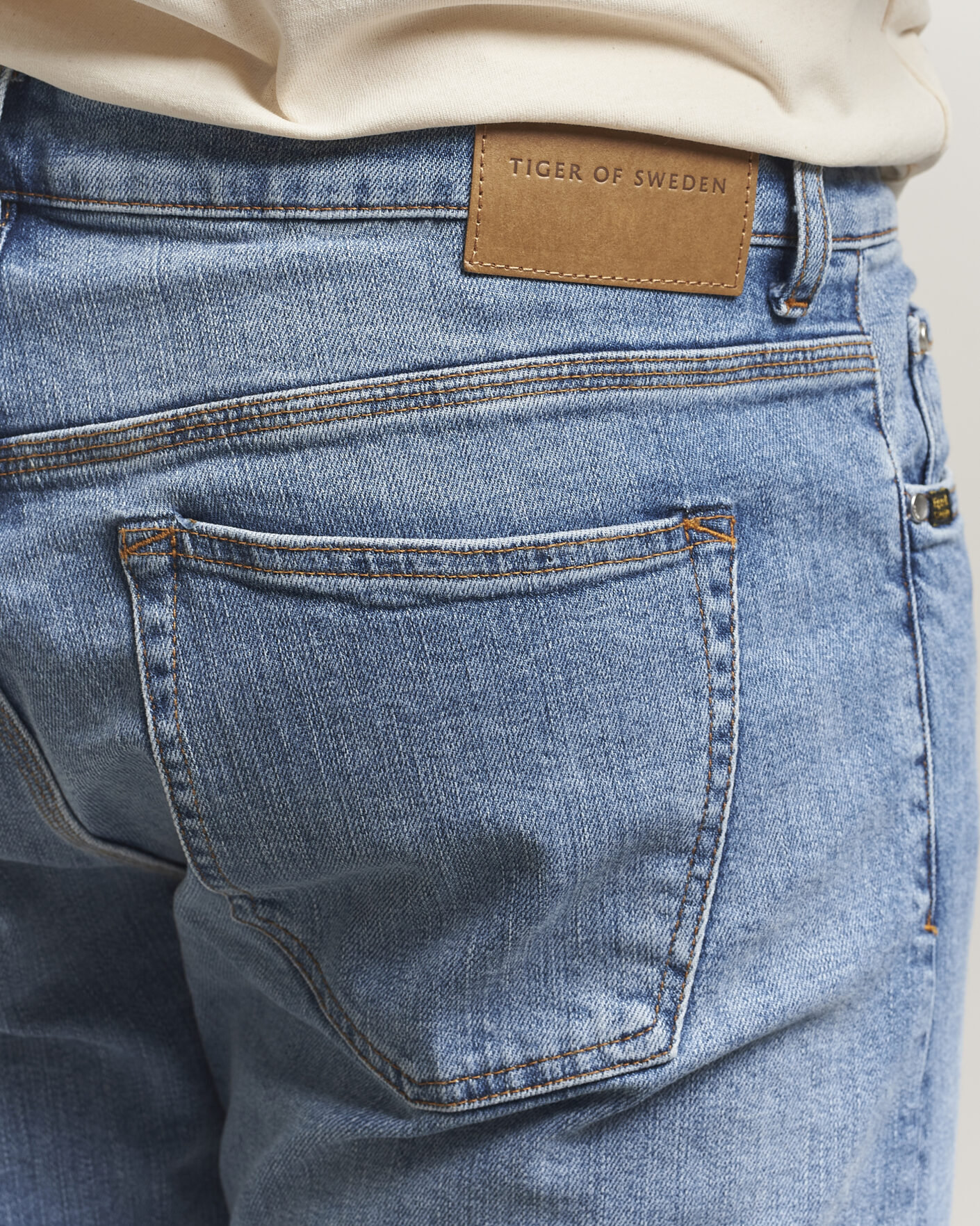 Herr | Jeans | Tiger of Sweden | Des Jeans Light Blue