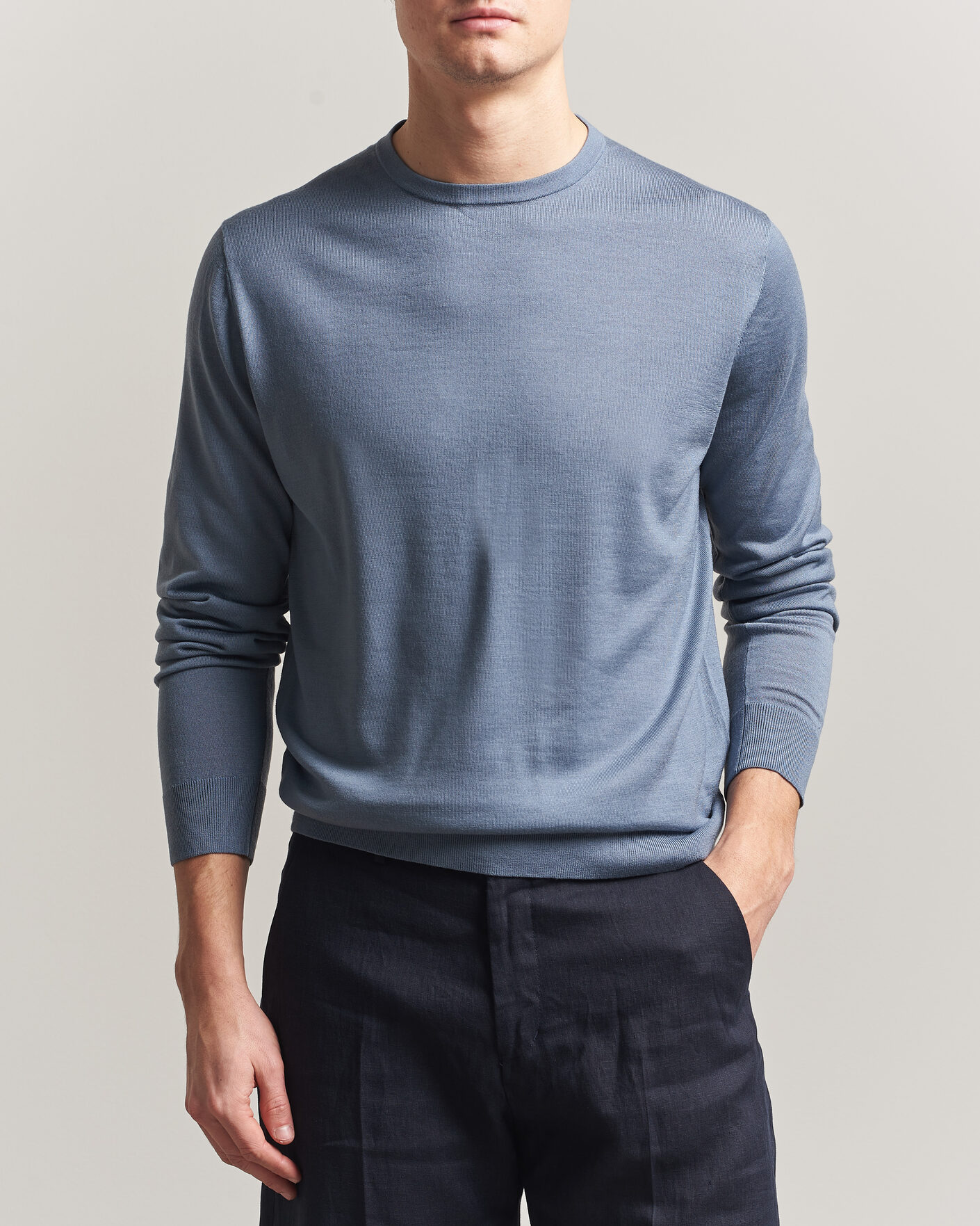 Herr | Tröjor | Tiger of Sweden | Connor Merino Knitted Crew Neck Dull Blue