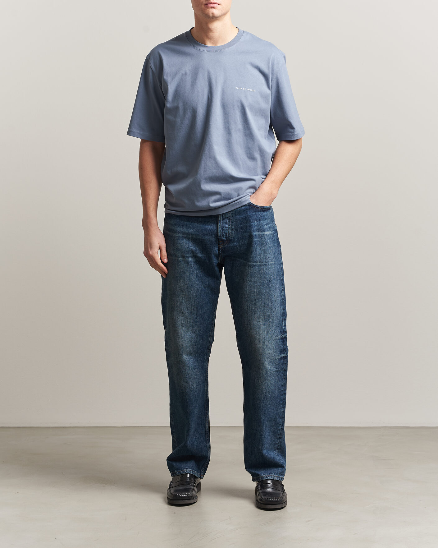 Herr | T-Shirts | Tiger of Sweden | Pro Logo Crew Neck T-Shirt Dull Blue