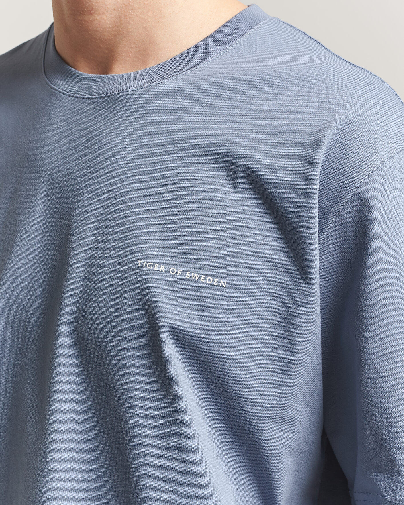 Herr | T-Shirts | Tiger of Sweden | Pro Logo Crew Neck T-Shirt Dull Blue