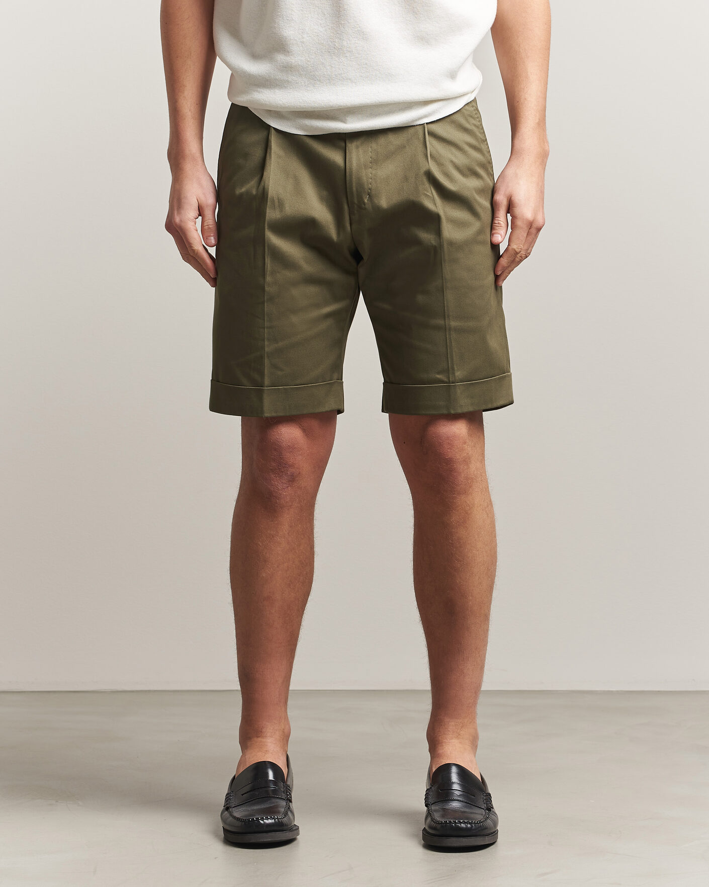 Herr | Shorts | Tiger of Sweden | Tenut Cotton Chino Shorts Kalamata Green