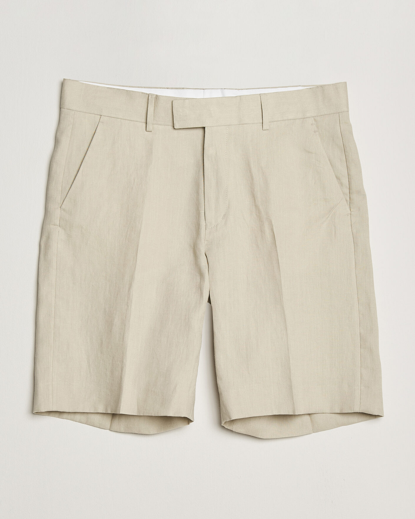 Herr | Shorts | Tiger of Sweden | Troy Pleated Linen Shorts Cream Sand