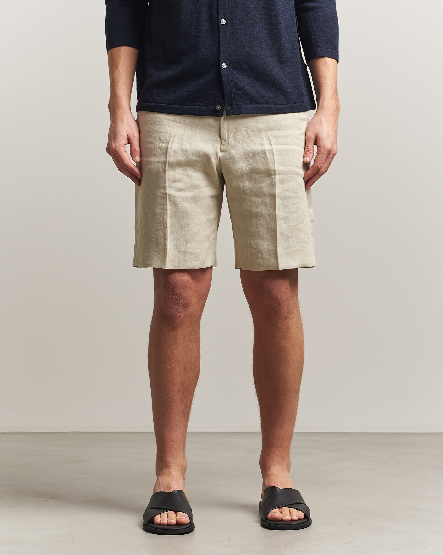 Herr | Shorts | Tiger of Sweden | Troy Pleated Linen Shorts Cream Sand