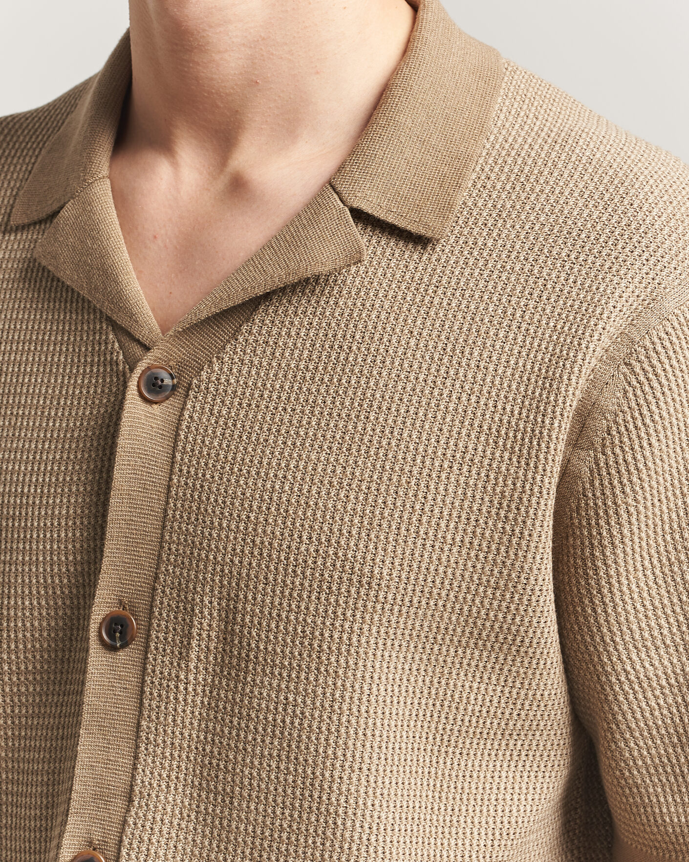 Herr | Skjortor | Tiger of Sweden | River Knitted Short Sleeve Shirt Umber Brown