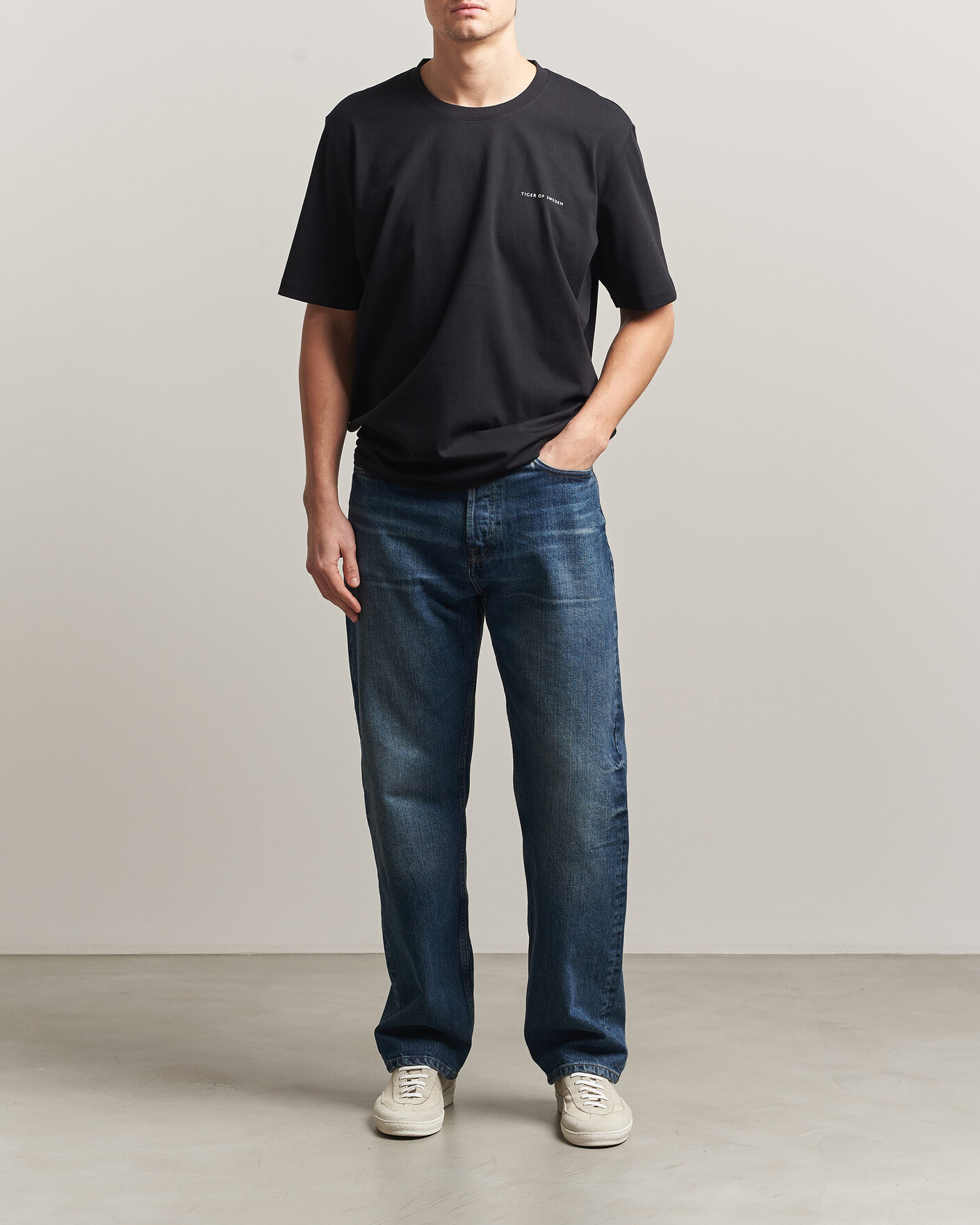 Herr | T-Shirts | Tiger of Sweden | Pro Cotton Logo T-Shirt Black