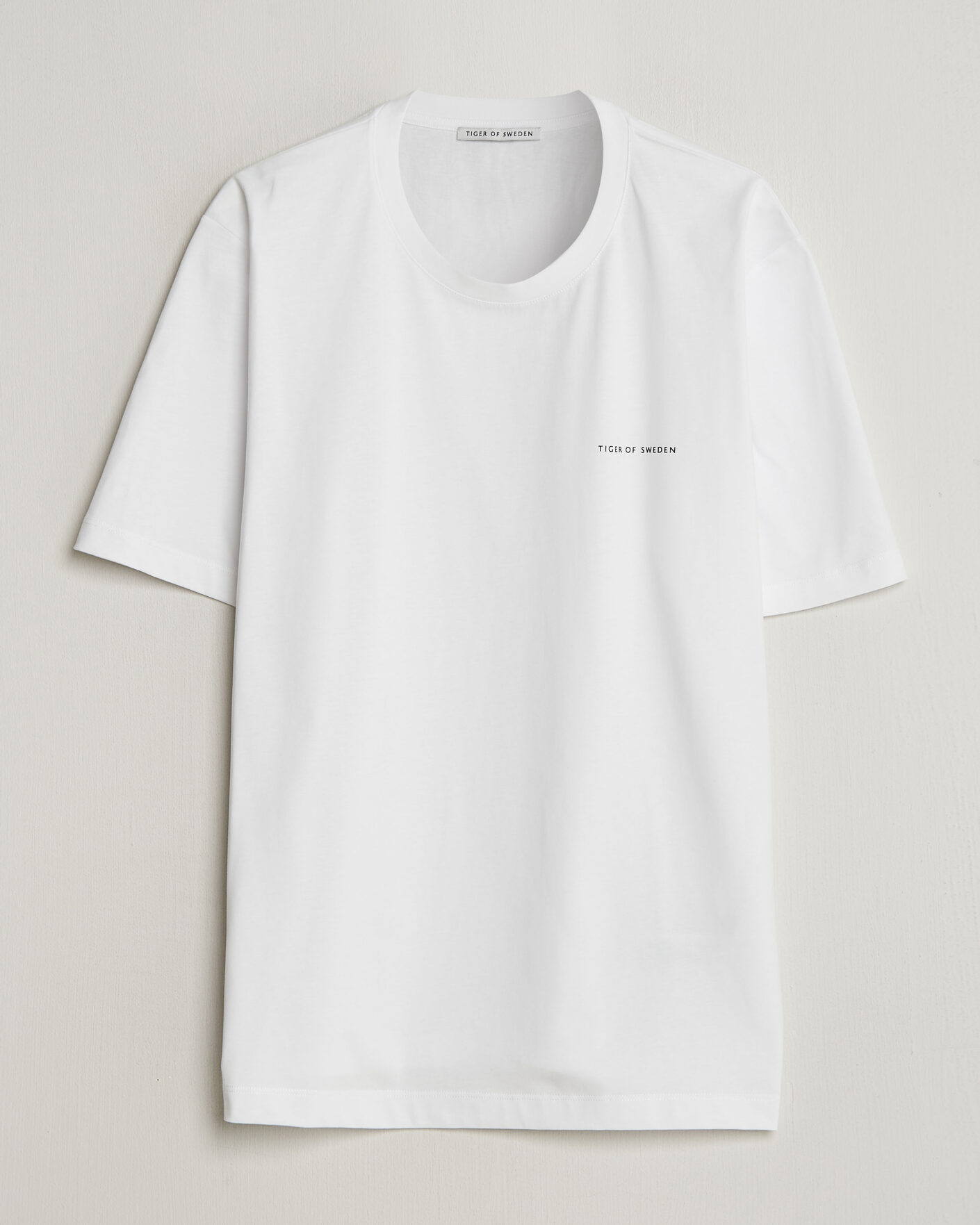 Herr | T-Shirts | Tiger of Sweden | Pro Cotton Logo T-Shirt Pure White
