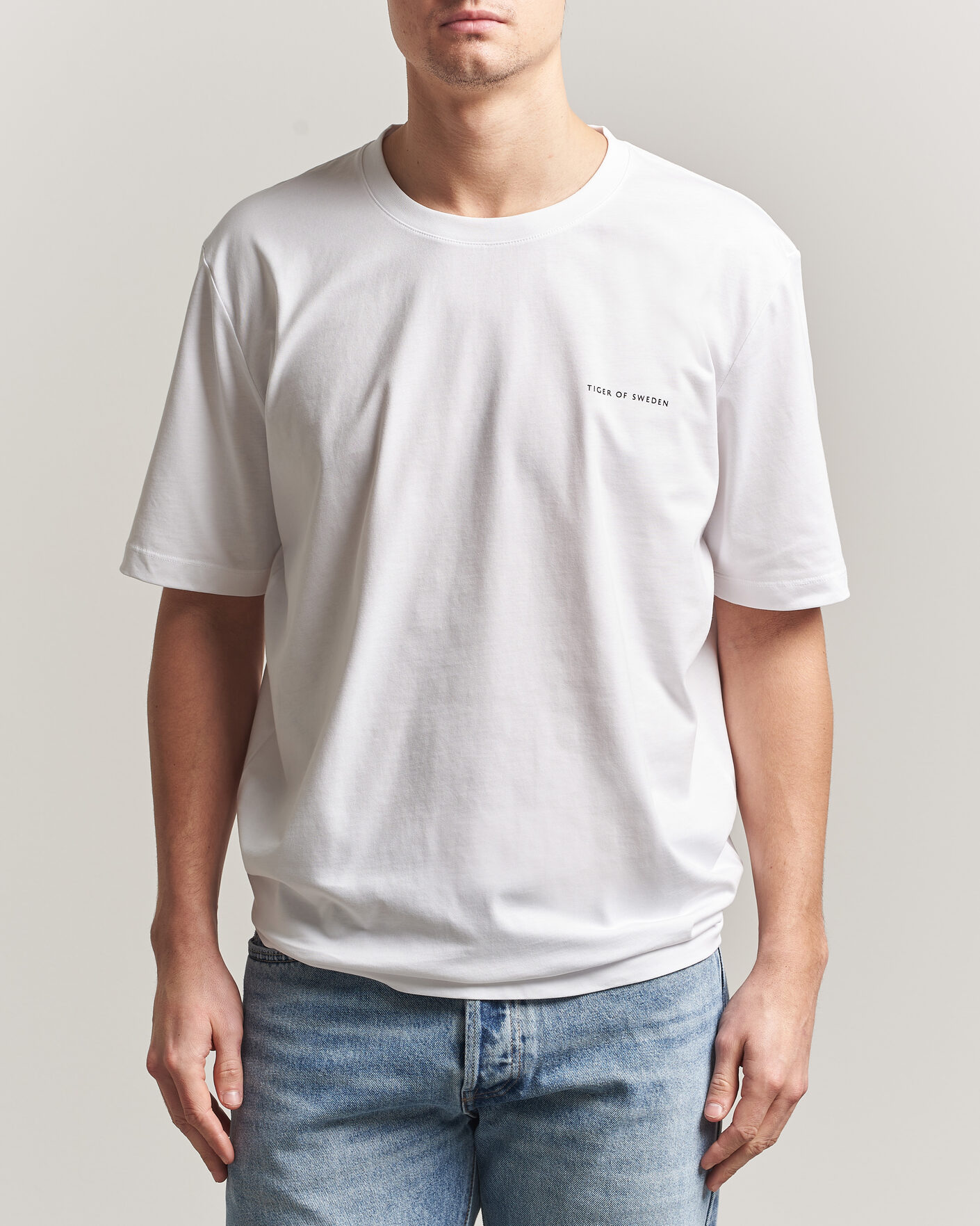 Herr | T-Shirts | Tiger of Sweden | Pro Cotton Logo T-Shirt Pure White