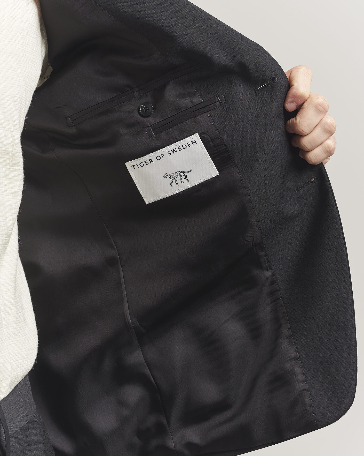 Herr | Kavajer | Tiger of Sweden | Jamie Wool Travel Suit Blazer Black