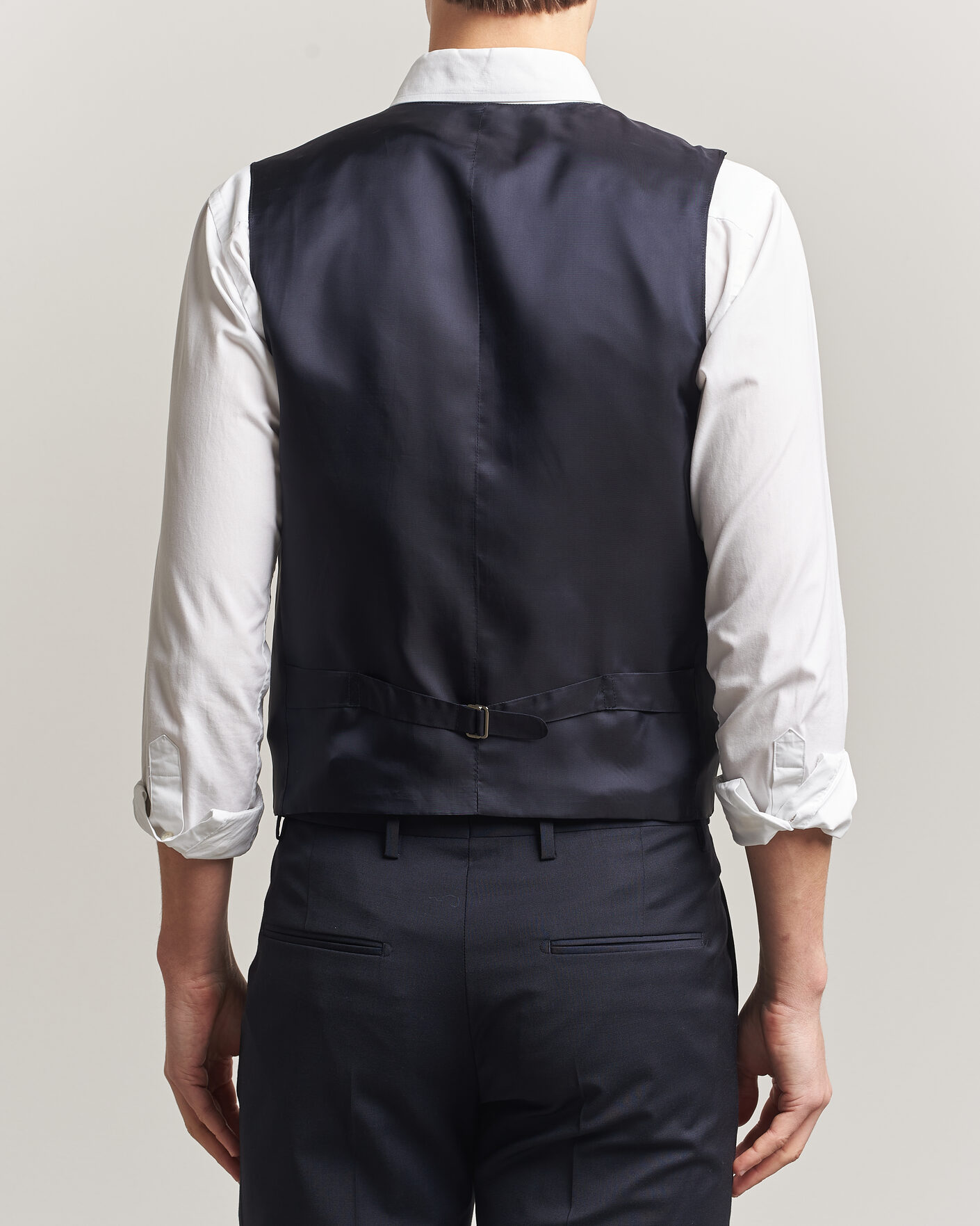 Herr | Västar | Tiger of Sweden | Winston Wool Travel Waistcoat Dark Ink