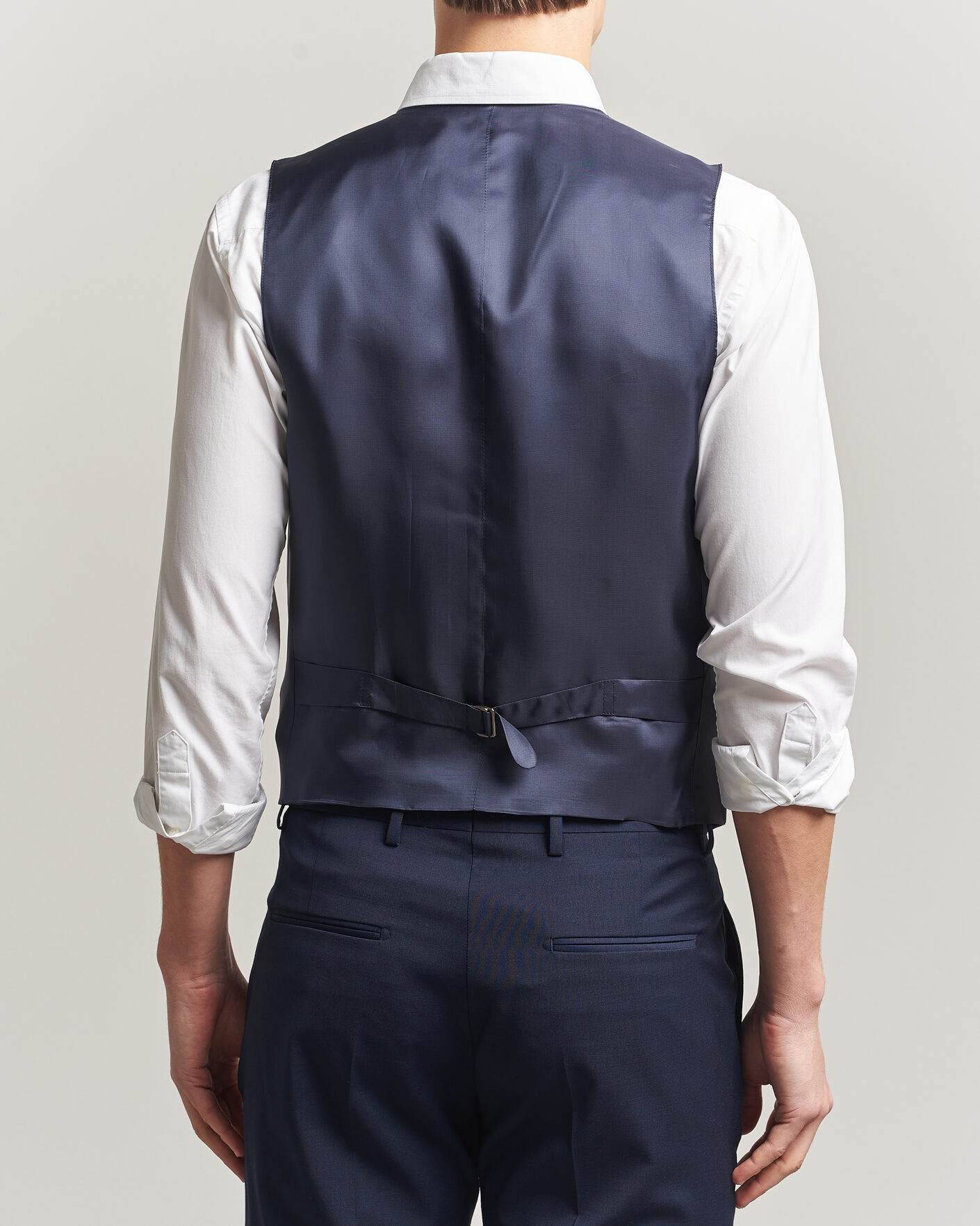 Herr | Västar | Tiger of Sweden | Winston Wool Travel Waistcoat Royal Blue