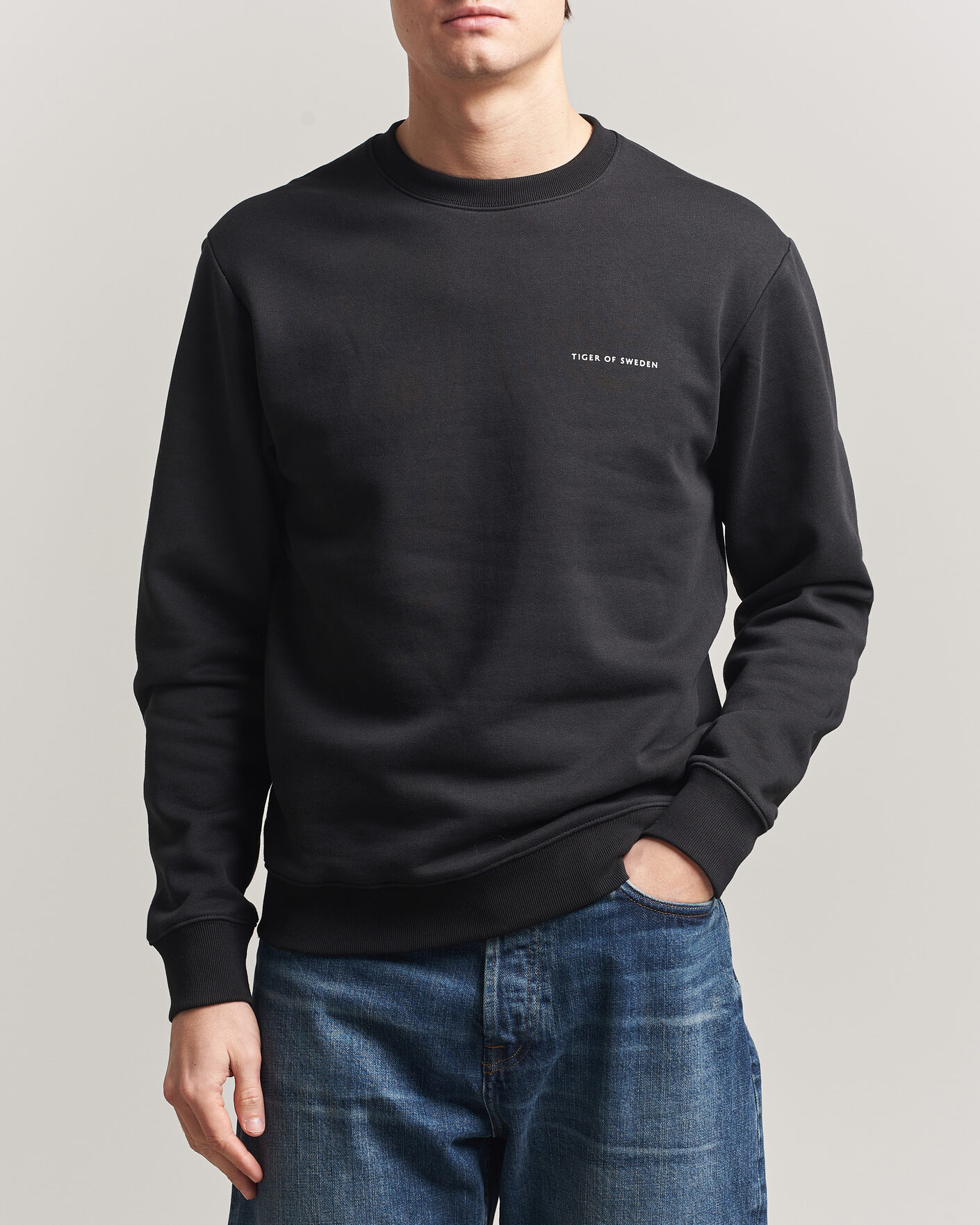 Herr | Tröjor | Tiger of Sweden | Emerson Crew Neck Sweatshirt Black