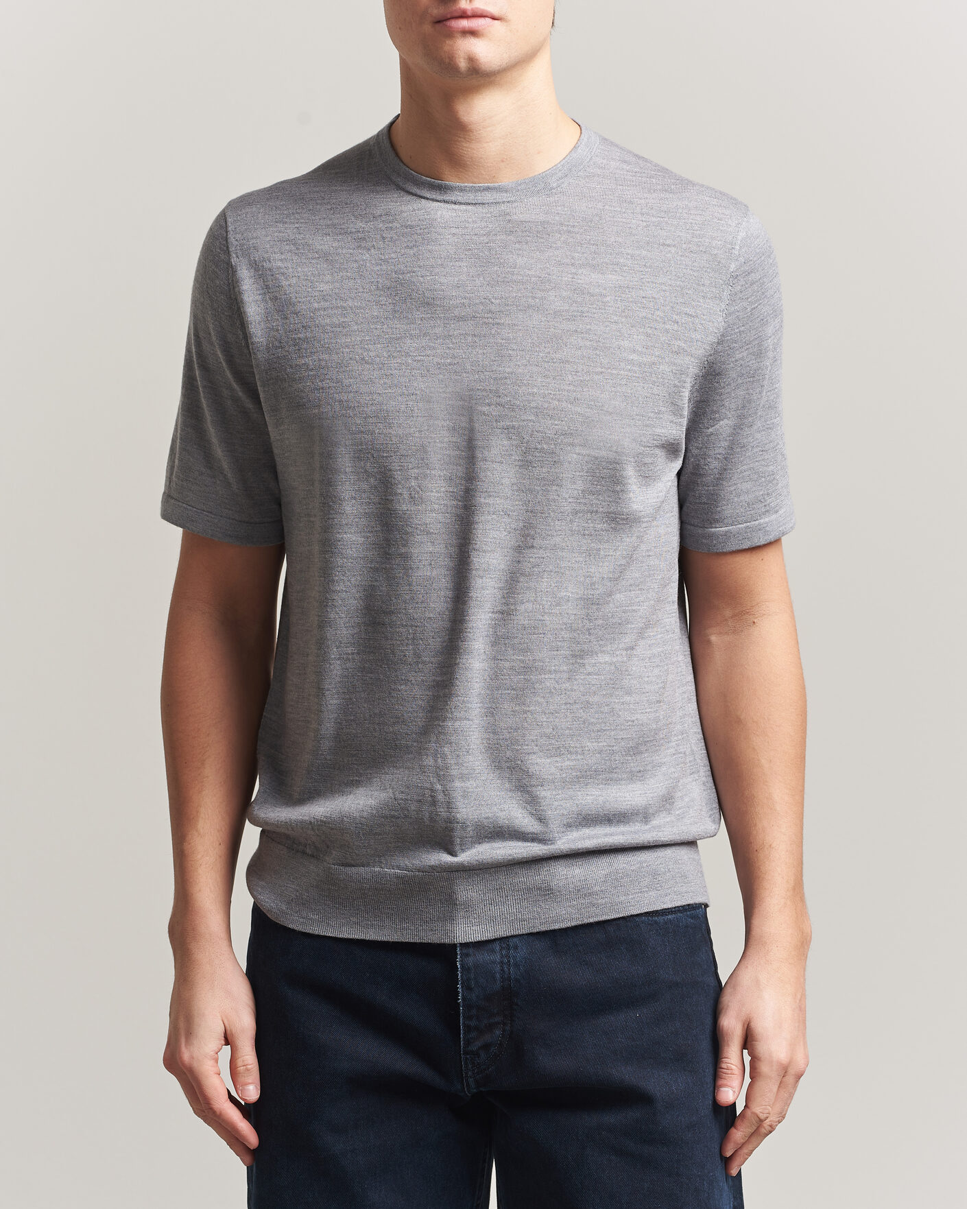 Herr | T-Shirts | Tiger of Sweden | Connor Knitted Crew Neck T-Shirt Grey Melange