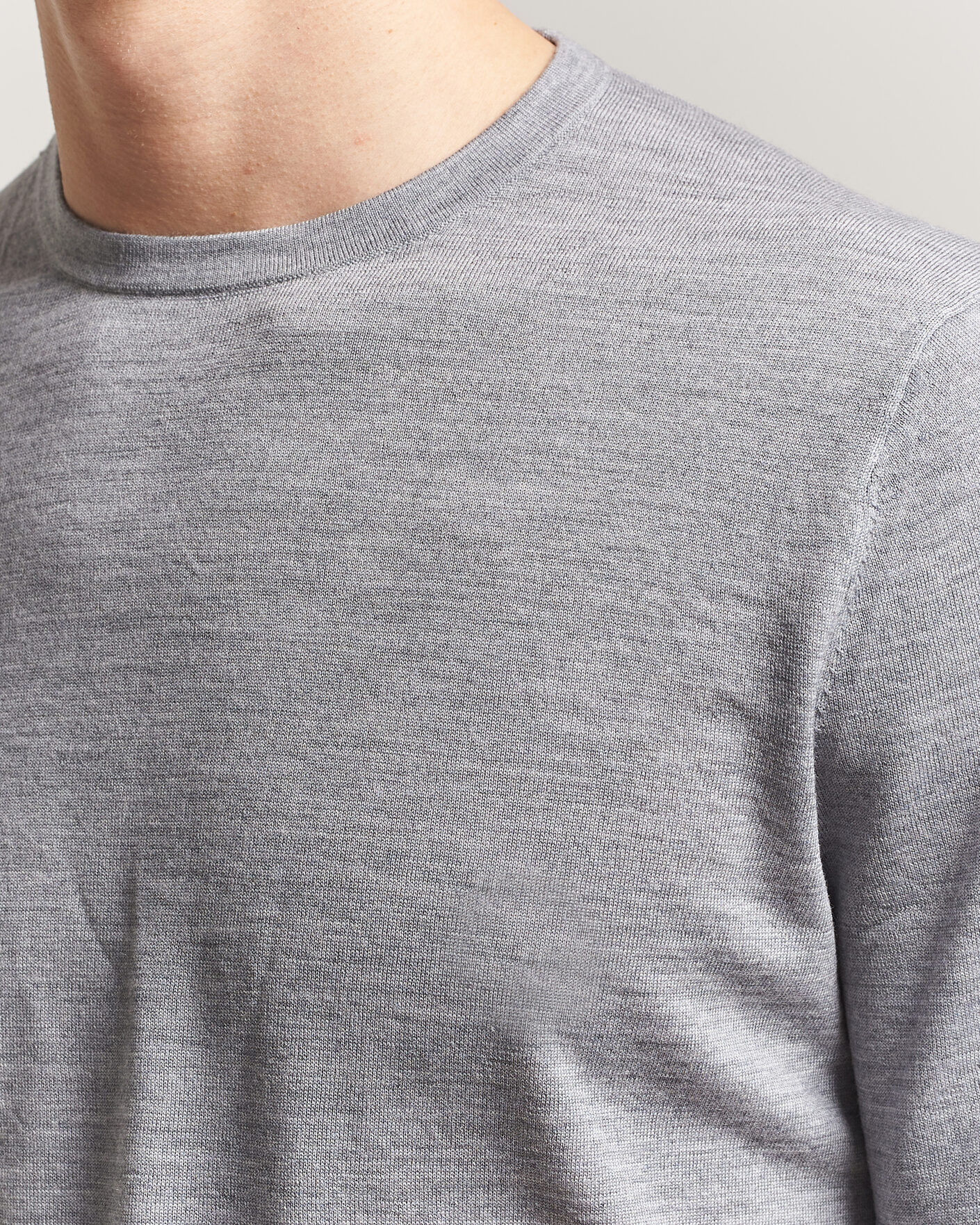 Herr | T-Shirts | Tiger of Sweden | Connor Knitted Crew Neck T-Shirt Grey Melange