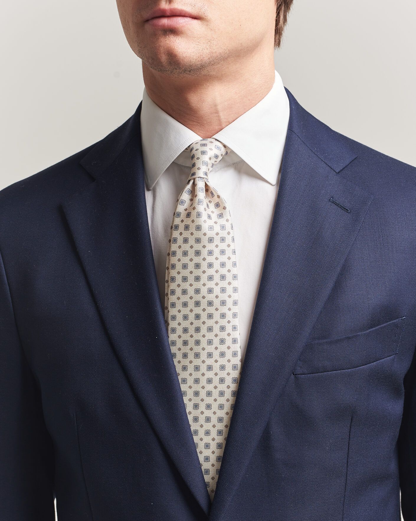 Herr | Slipsar | Amanda Christensen | Silk Oxford 8cm Flower Tie Cream