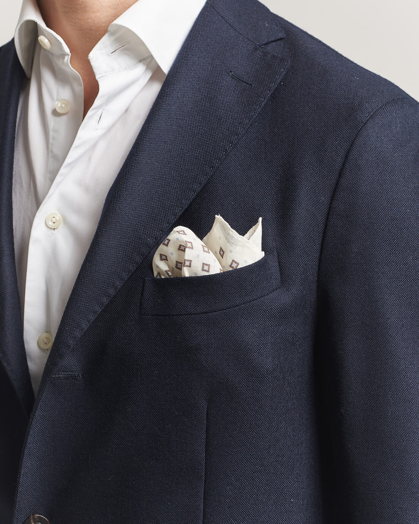 Herr | Näsdukar | Amanda Christensen | Linen Medallion Pocket Square Cream