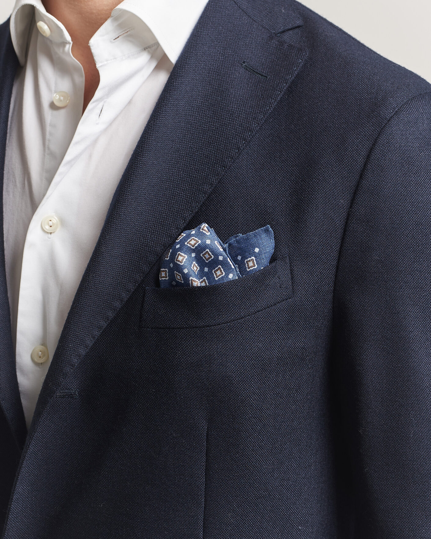 Herr | Näsdukar | Amanda Christensen | Linen Medallion Pocket Square Navy