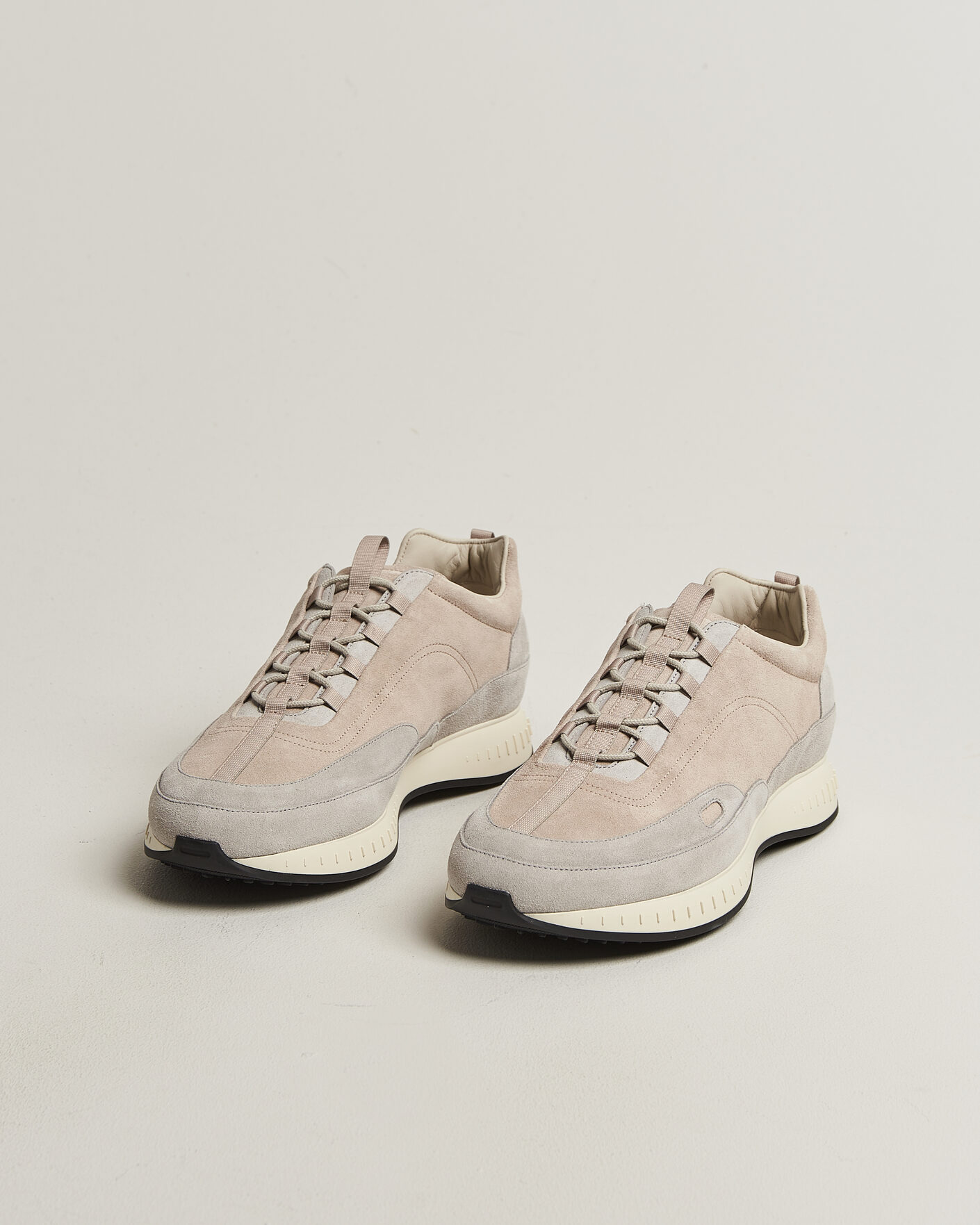 Herr | Sneakers | John Lobb | Laced Running Sneakers Sand Suede