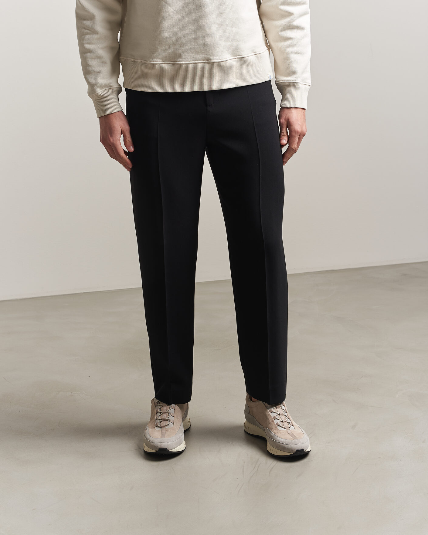 Herr | Sneakers | John Lobb | Laced Running Sneakers Sand Suede