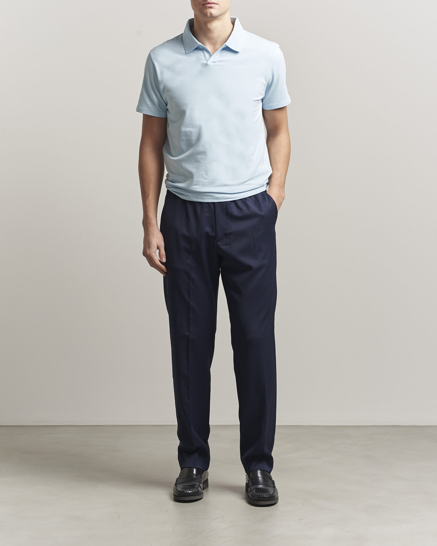 Herr | Byxor | Filippa K | Theo Relaxed Wool Trousers Ink Navy