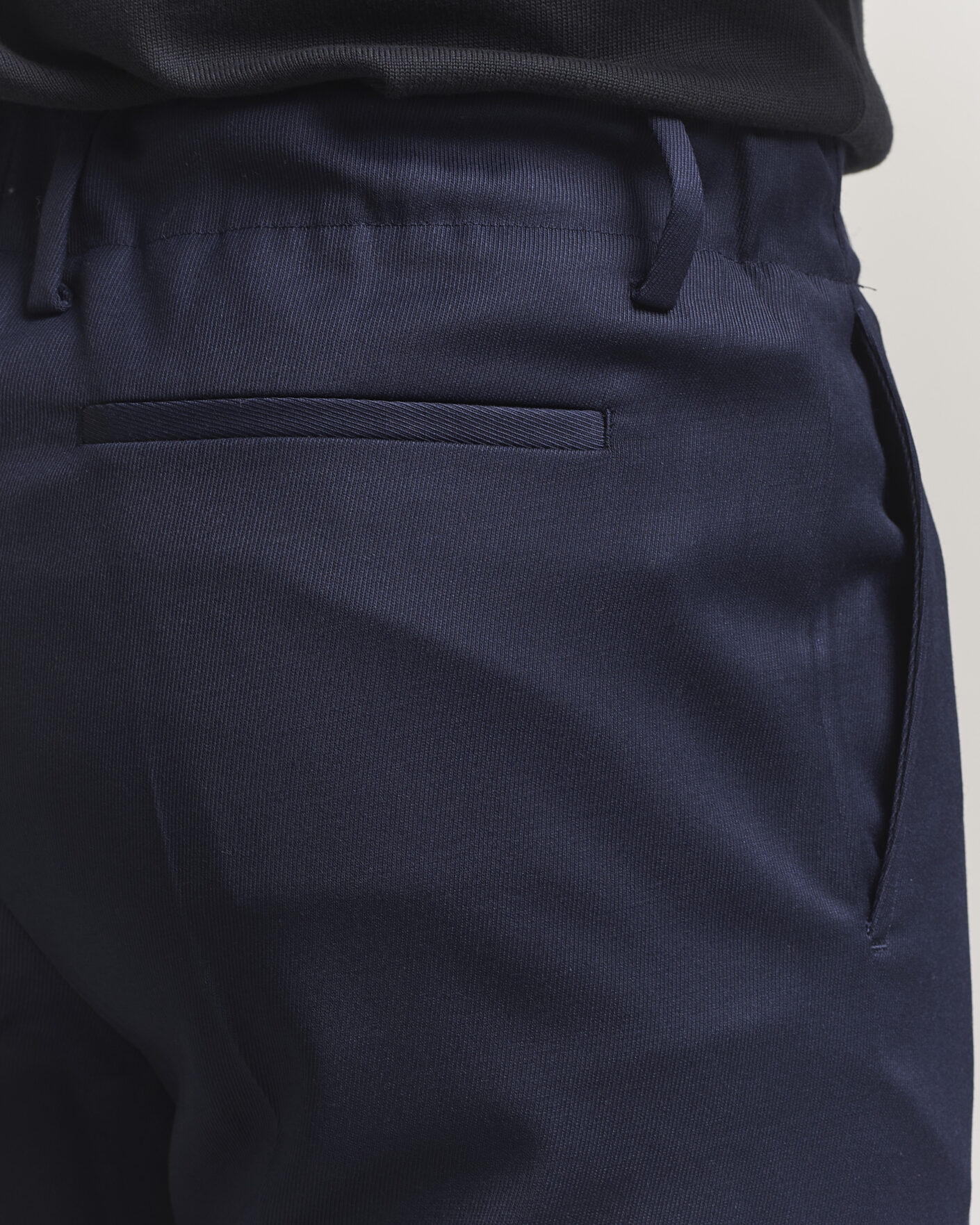 Herr | Byxor | Filippa K | Troy Tailored Drawstring Trousers Ink Navy