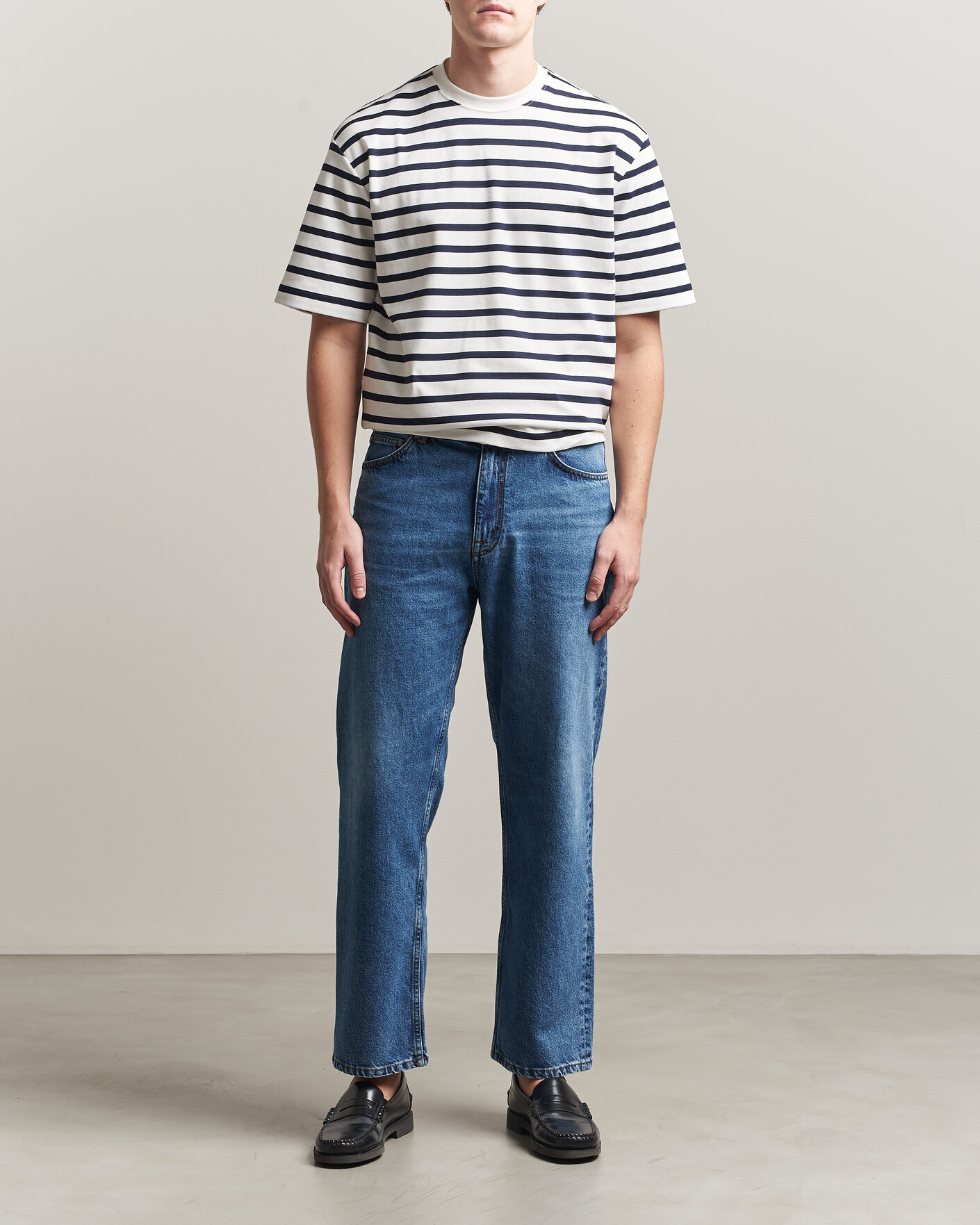 Herr | T-Shirts | Filippa K | Striped Crew Neck T-Shirt White/Navy