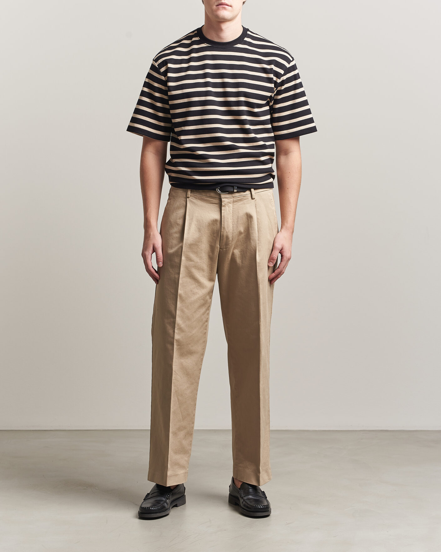 Herr | T-Shirts | Filippa K | Striped Crew Neck T-Shirt Black/Pearl