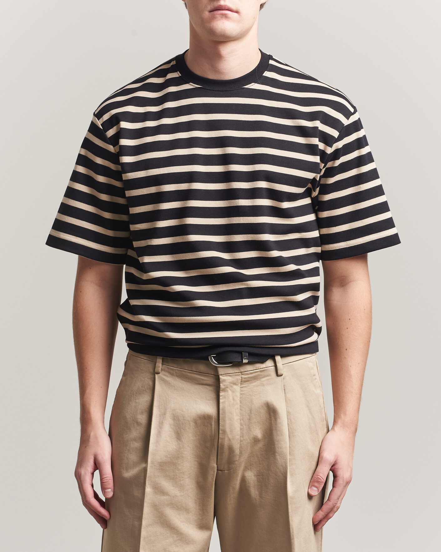 Herr | T-Shirts | Filippa K | Striped Crew Neck T-Shirt Black/Pearl