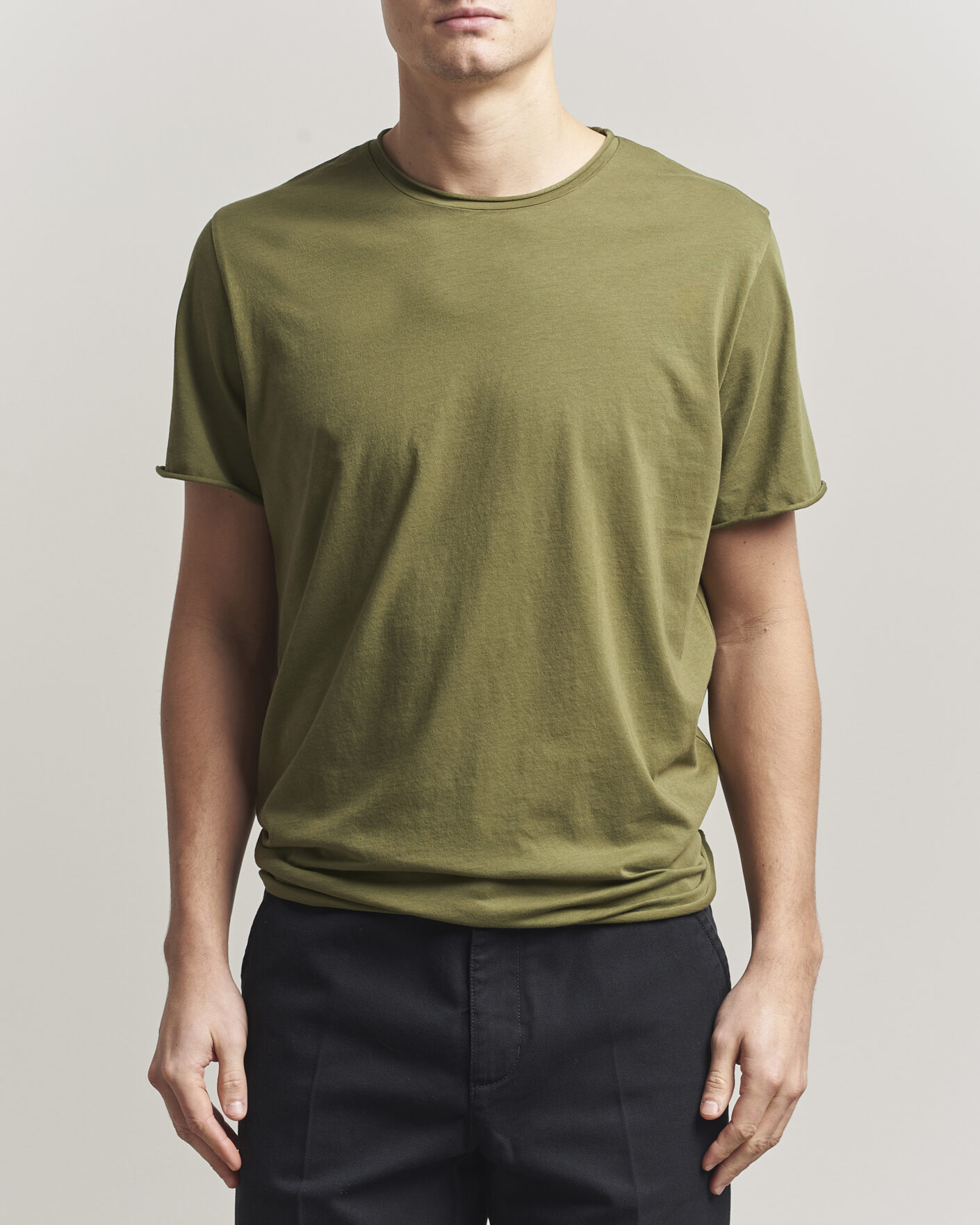 Herr | T-Shirts | Filippa K | Roll Neck Crew Neck T-Shirt Laurel Green