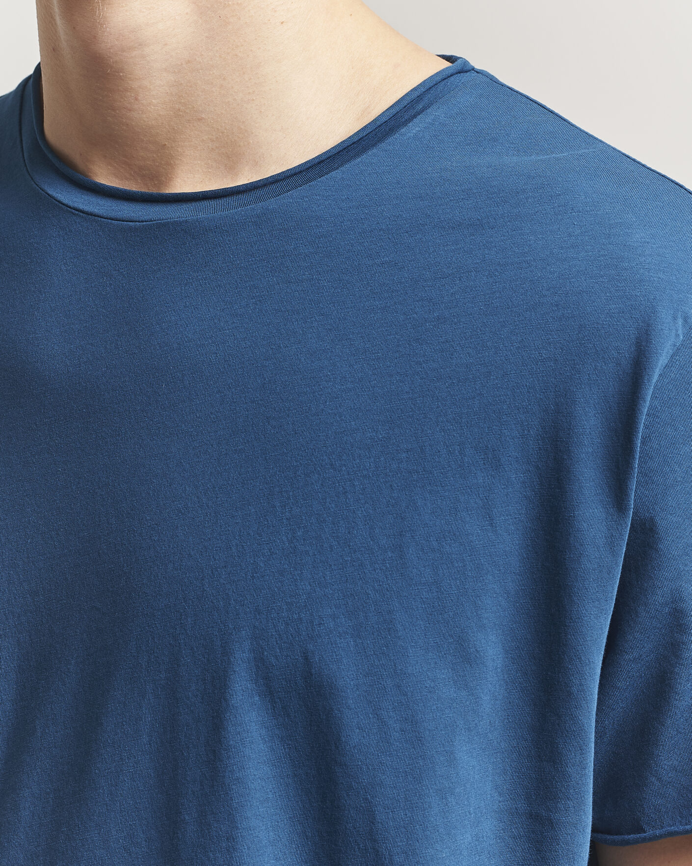 Herr | T-Shirts | Filippa K | Roll Neck Crew Neck T-Shirt Night Teal