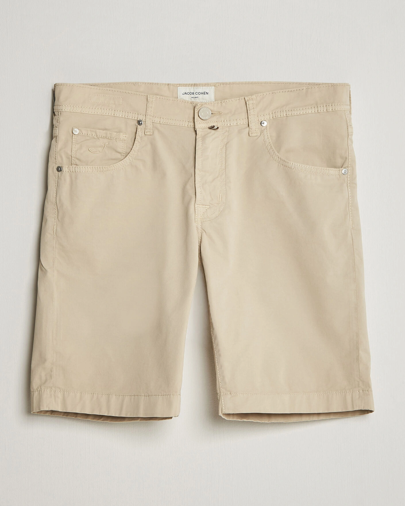 Herr | Shorts | Jacob Cohën | Nicolas Cotton Gabardine Shorts Beige