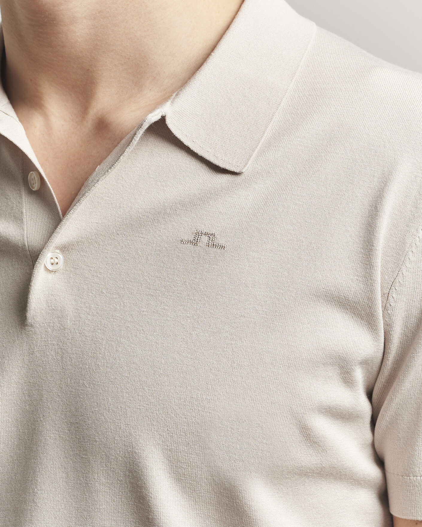 Herr | Pikéer | J.Lindeberg | Ridge Knitted Polo Moonbeam