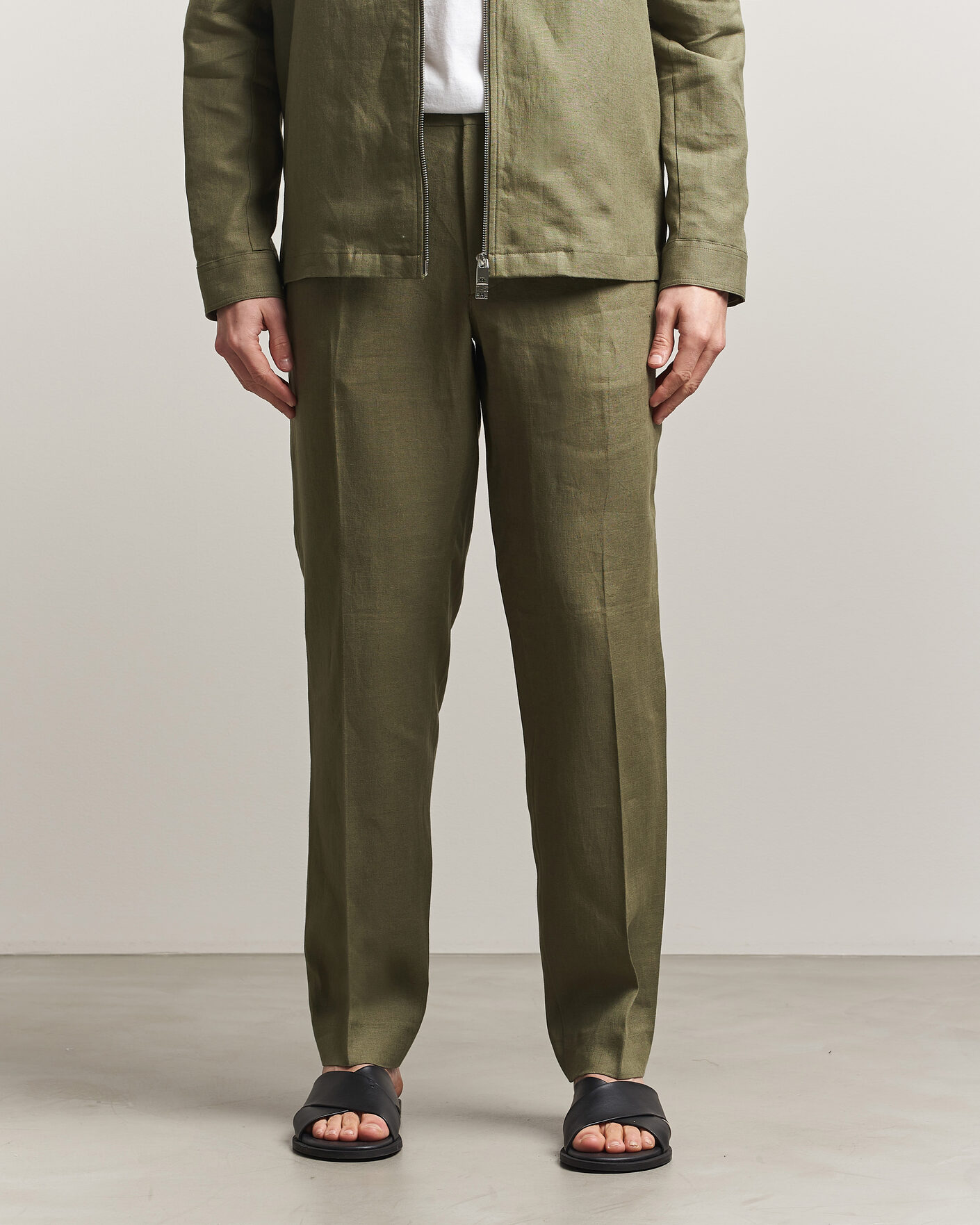 Herr | Byxor | J.Lindeberg | Soren Drape Linen Pants Kalamata