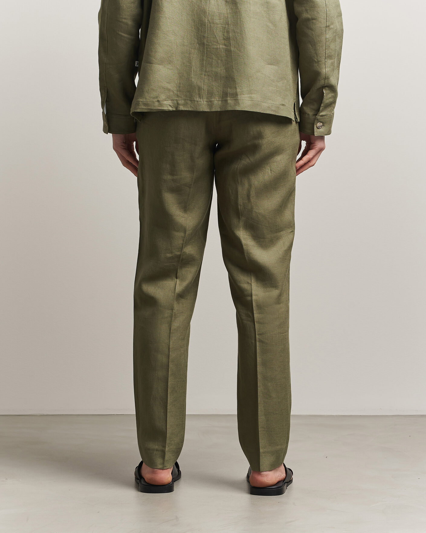 Herr | Byxor | J.Lindeberg | Soren Drape Linen Pants Kalamata