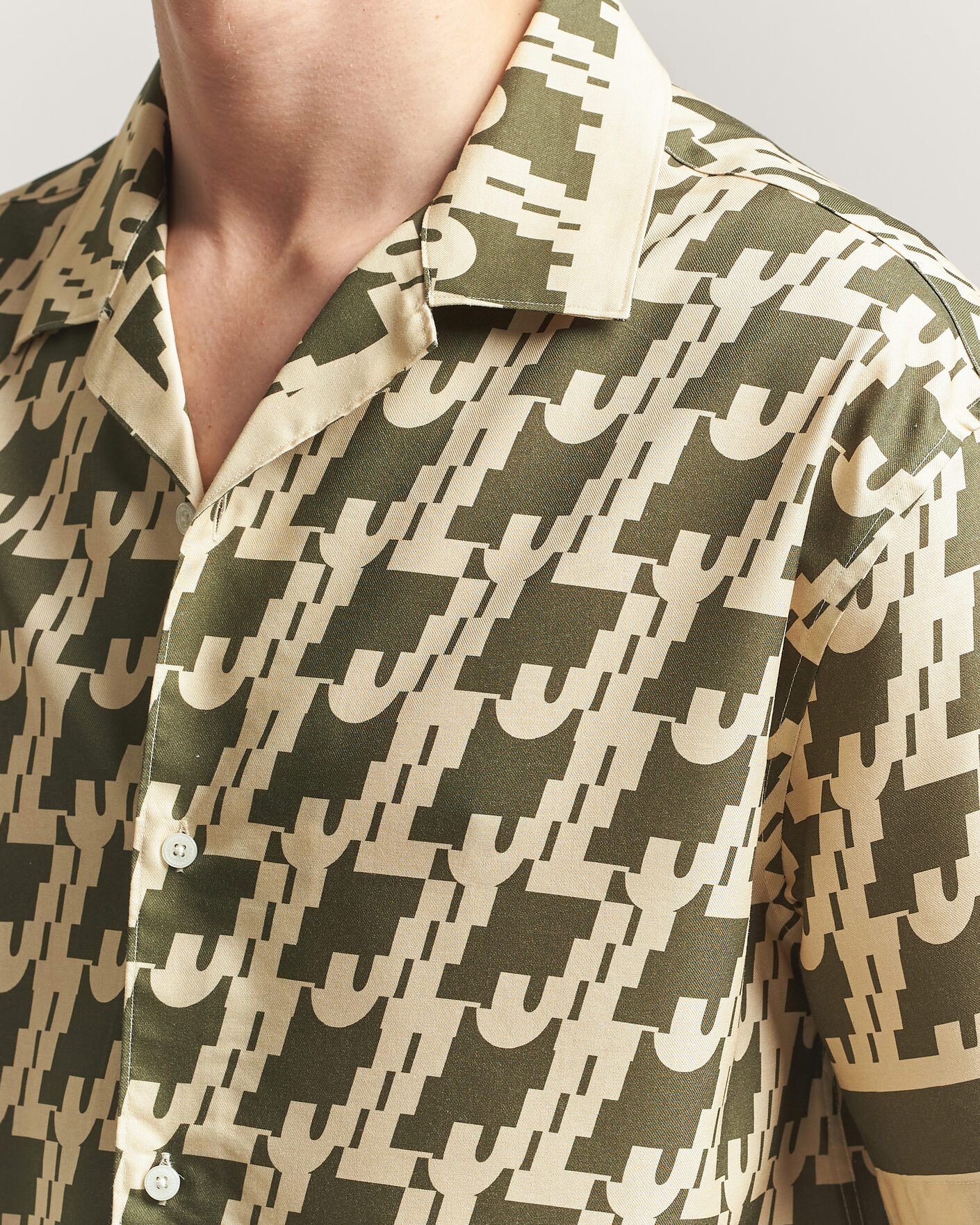 Herr | Skjortor | J.Lindeberg | Ellis Border Resort Shirt Glitch Kalamata