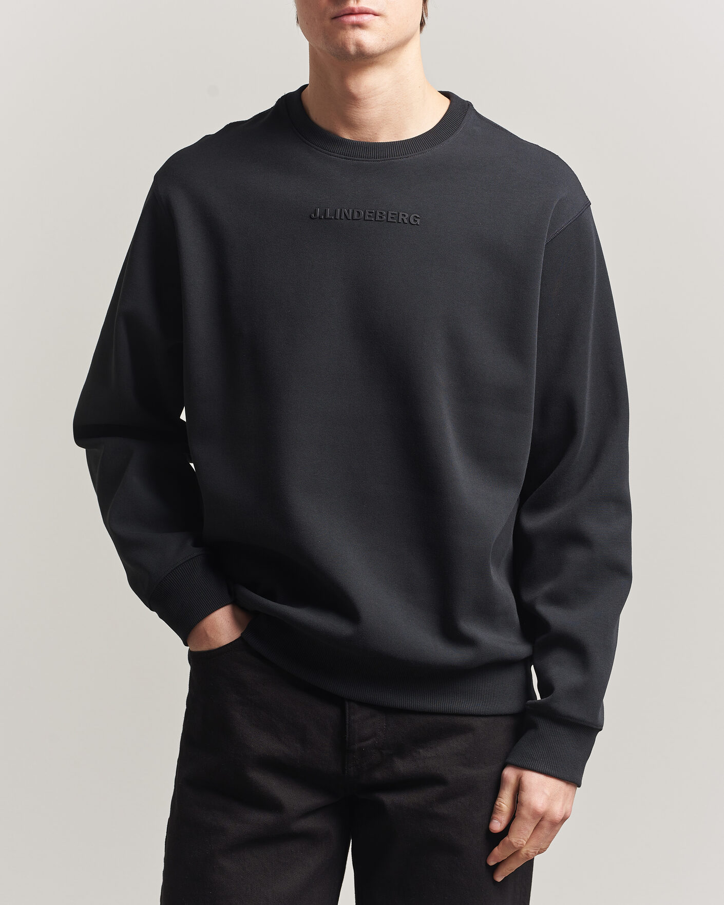 Herr | Tröjor | J.Lindeberg | Club Crew Neck Black