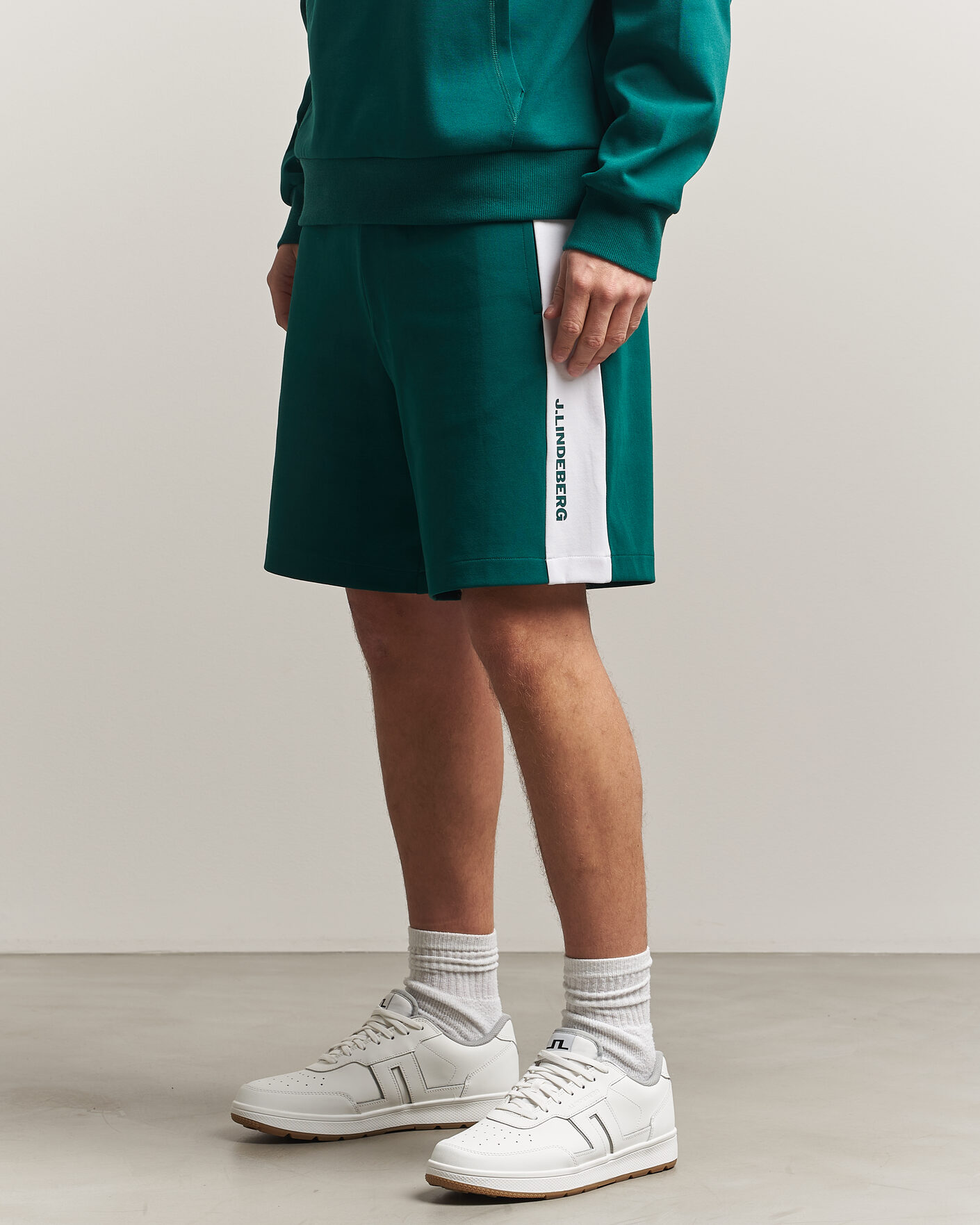 Herr | Shorts | J.Lindeberg | Gusta Tour Sweatshorts Forest Biome