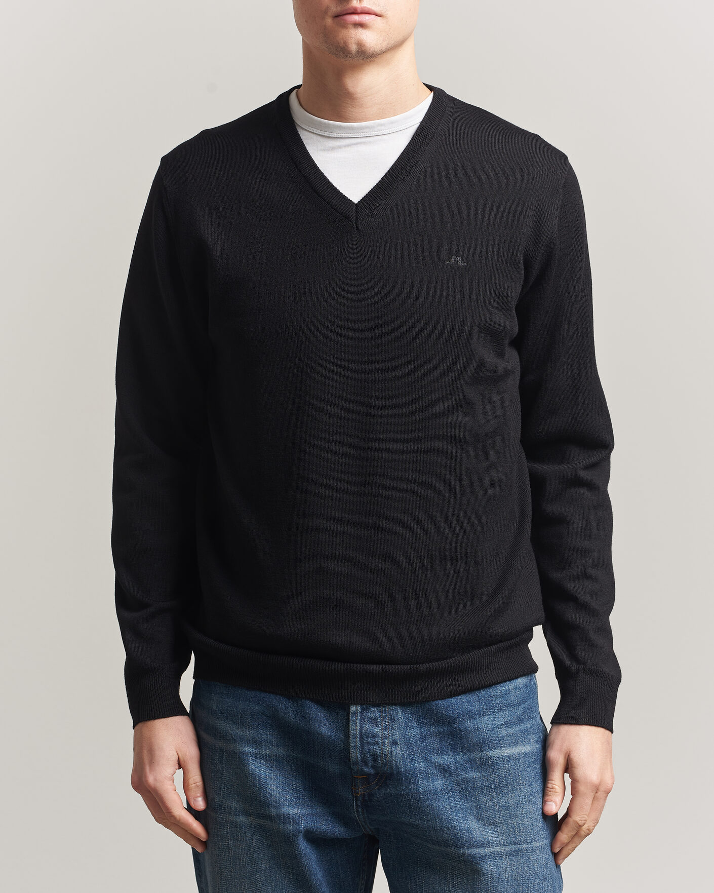 Herr | Tröjor | J.Lindeberg | Lymann Merino V-Neck Pullover Black