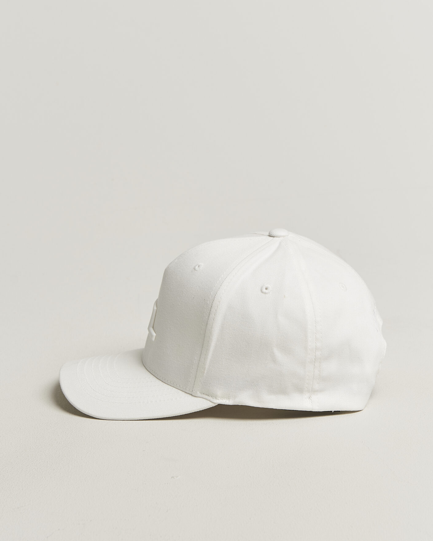 Herr | Hattar & kepsar | J.Lindeberg | Heath Cap White