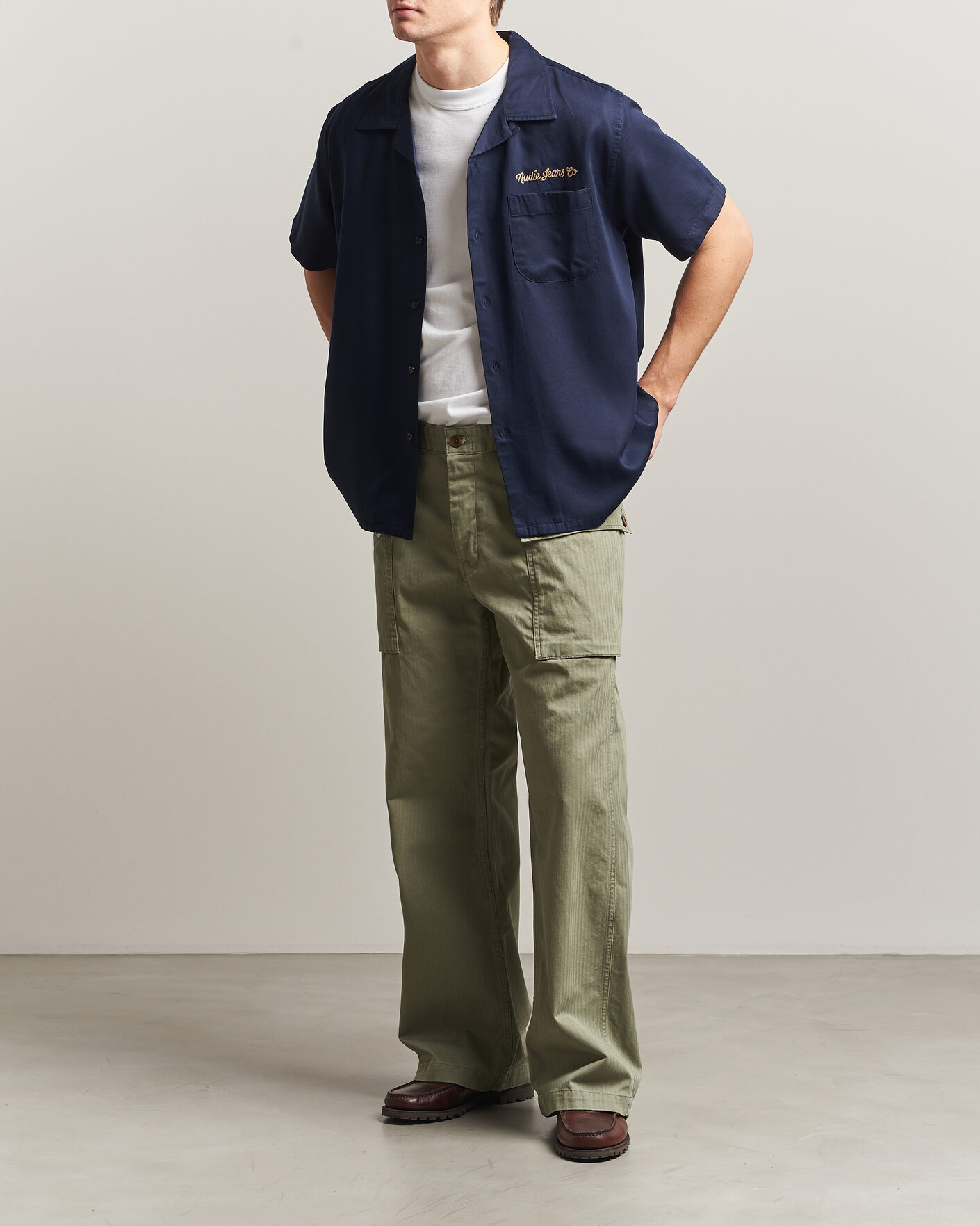 Herr | Byxor | Nudie Jeans | Loud Larry Pants Pale Green