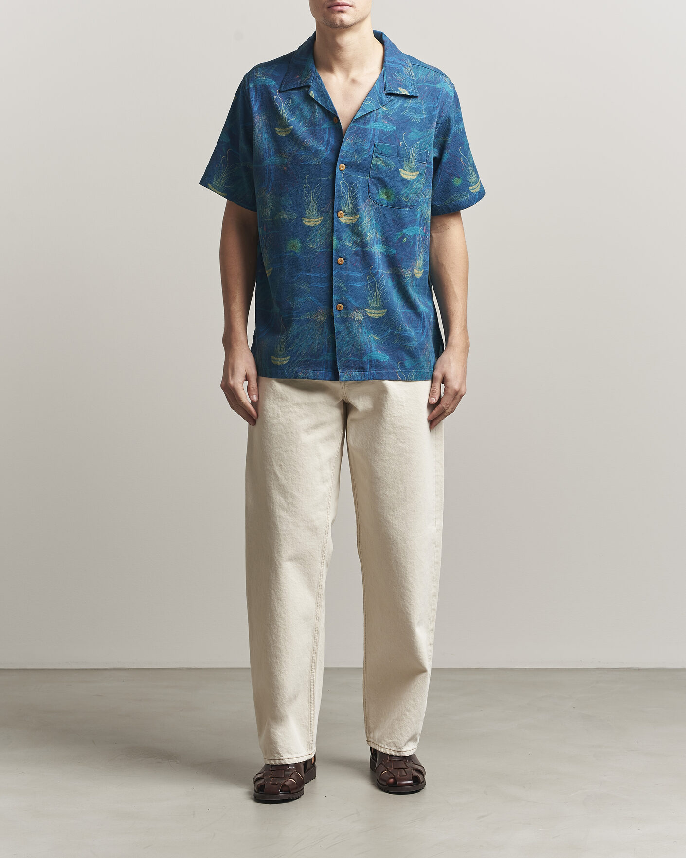 Herr | Skjortor | Nudie Jeans | Arvid Hawaii Shirt Deep Sea