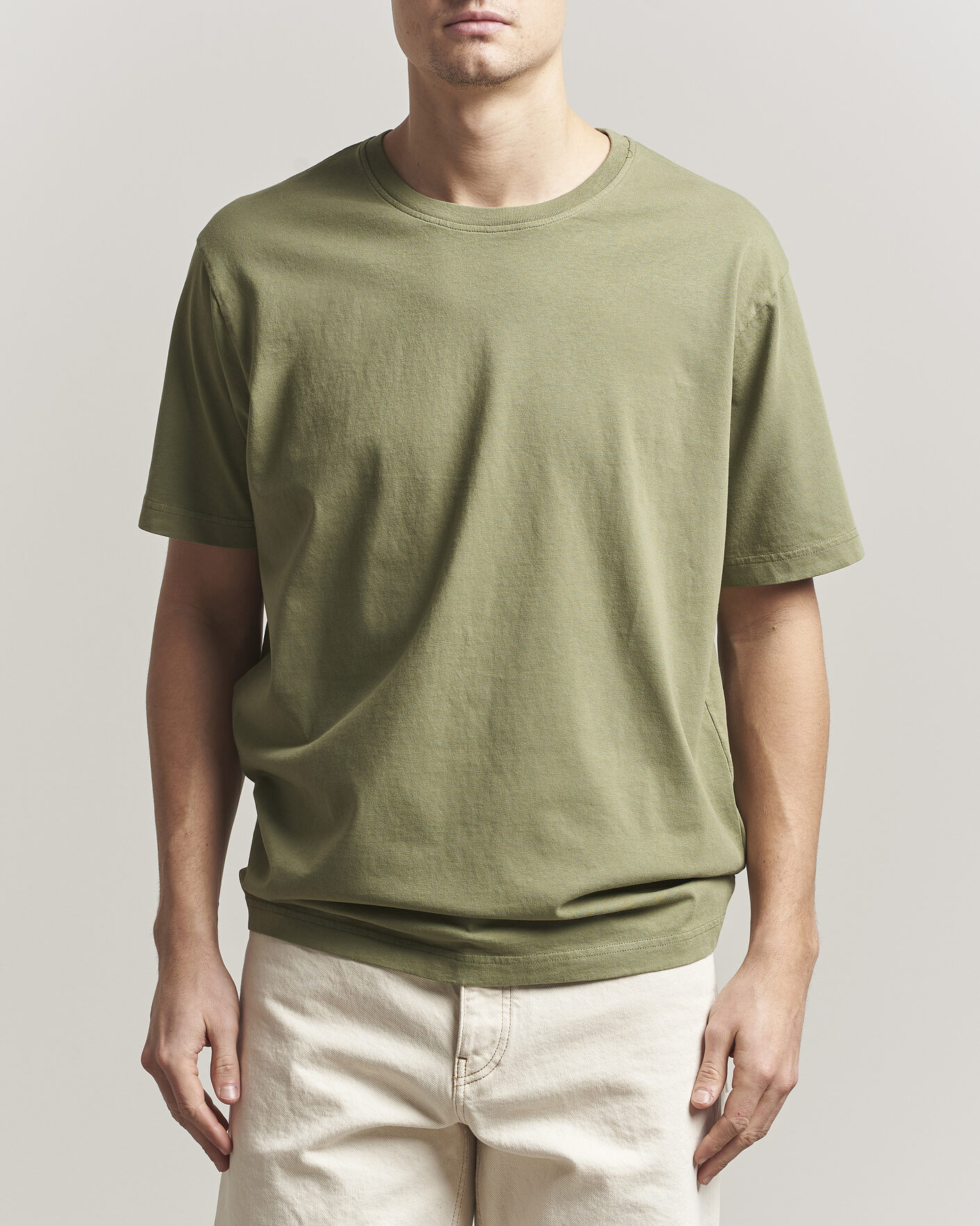 Herr | T-Shirts | Nudie Jeans | Uno Everyday Crew Neck T-Shirt Green