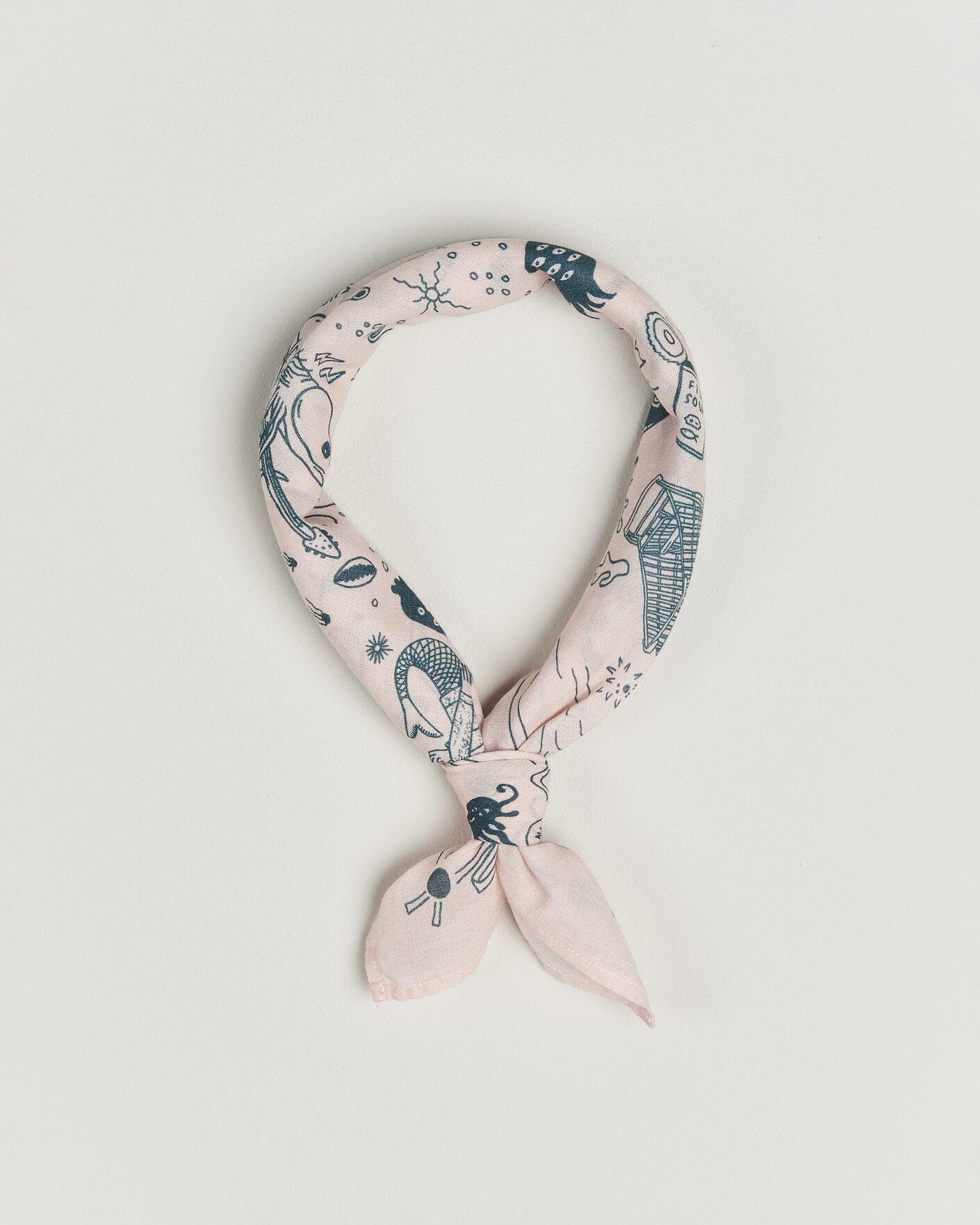 Herr | Nudie Jeans Ingrid Printed Bandana Pink | Nudie Jeans | Ingrid Printed Bandana Pink