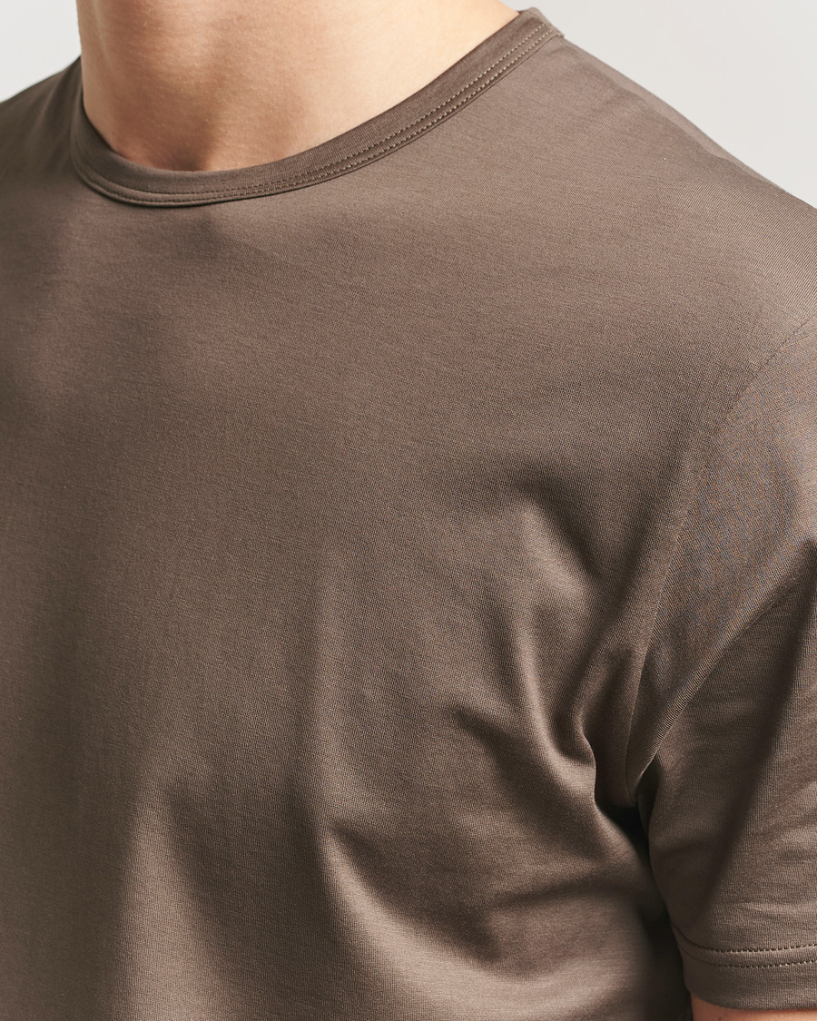 Herr | T-Shirts | Sunspel | Crew Neck Q82 Cotton T-Shirt Dark Cedar