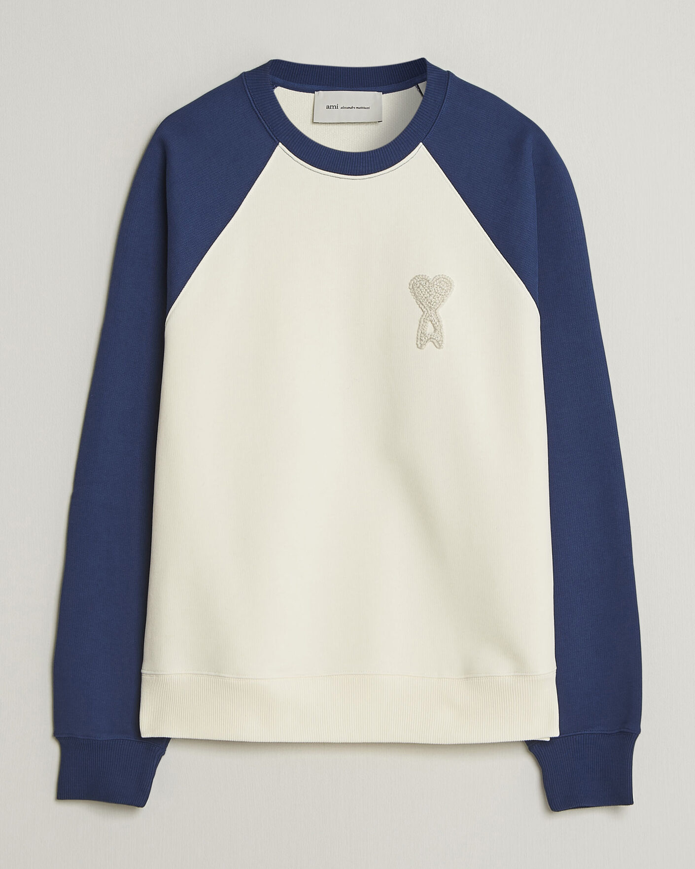 Herr | Tröjor | AMI | Knitted Heart Logo Sweatshirt Creme/Navy