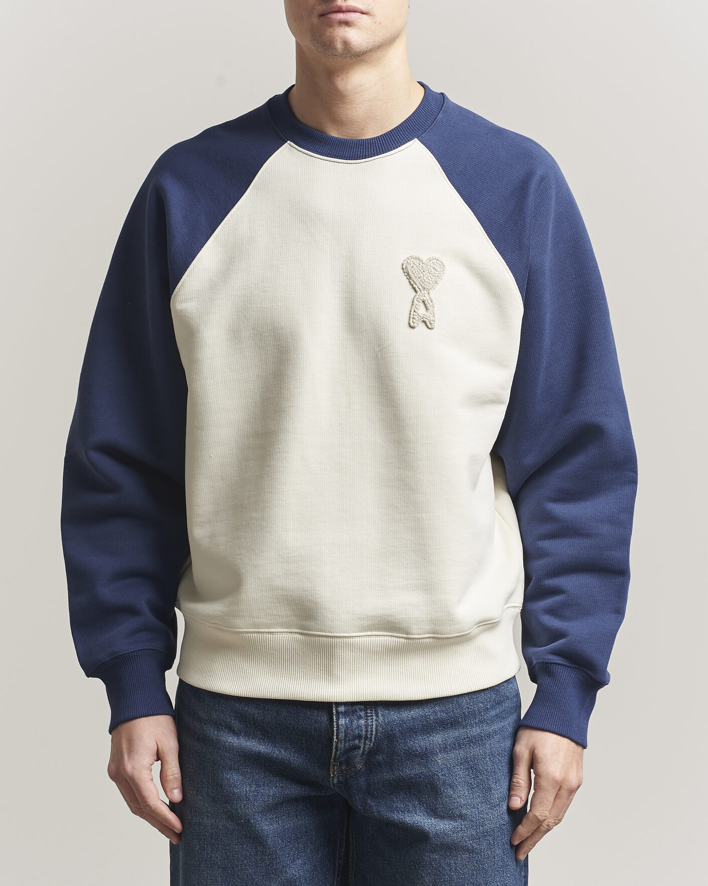Herr | Tröjor | AMI | Knitted Heart Logo Sweatshirt Creme/Navy