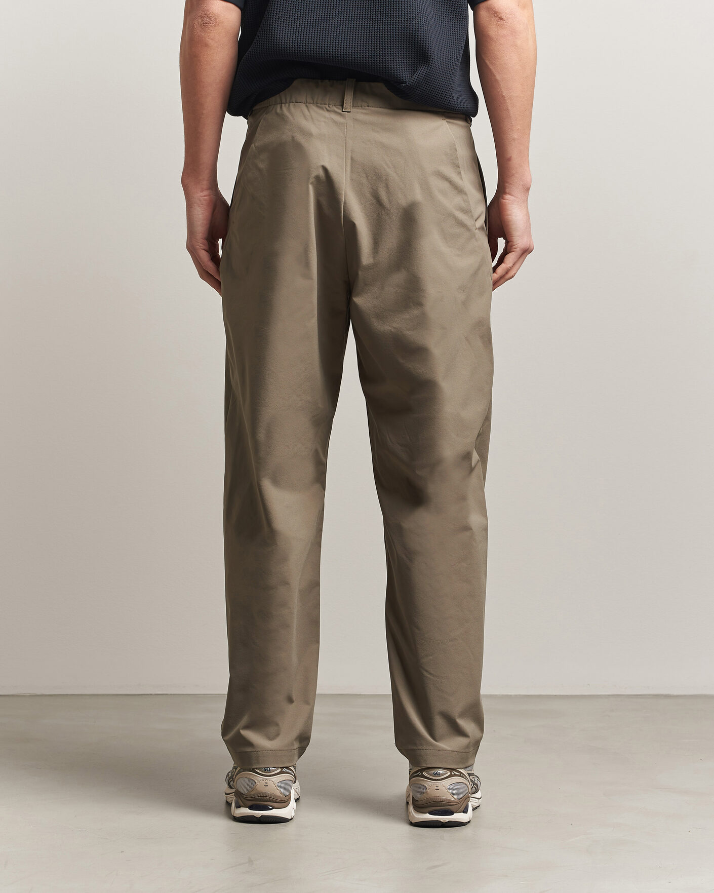 Herr | Byxor | Goldwin | Tapered Light Pants Sand