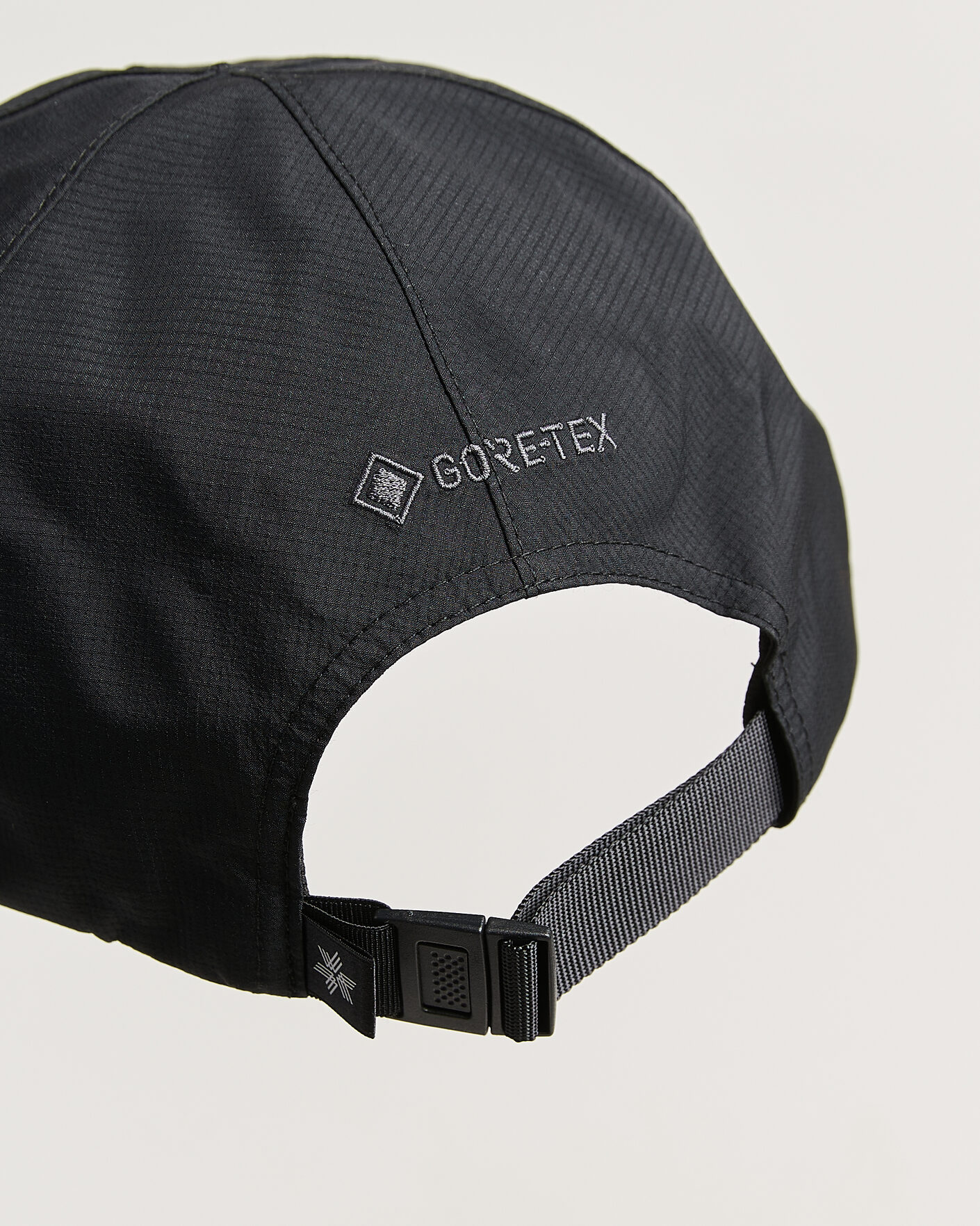 Herr | Hattar & kepsar | Goldwin | Gore-Tex 3L Cap Black