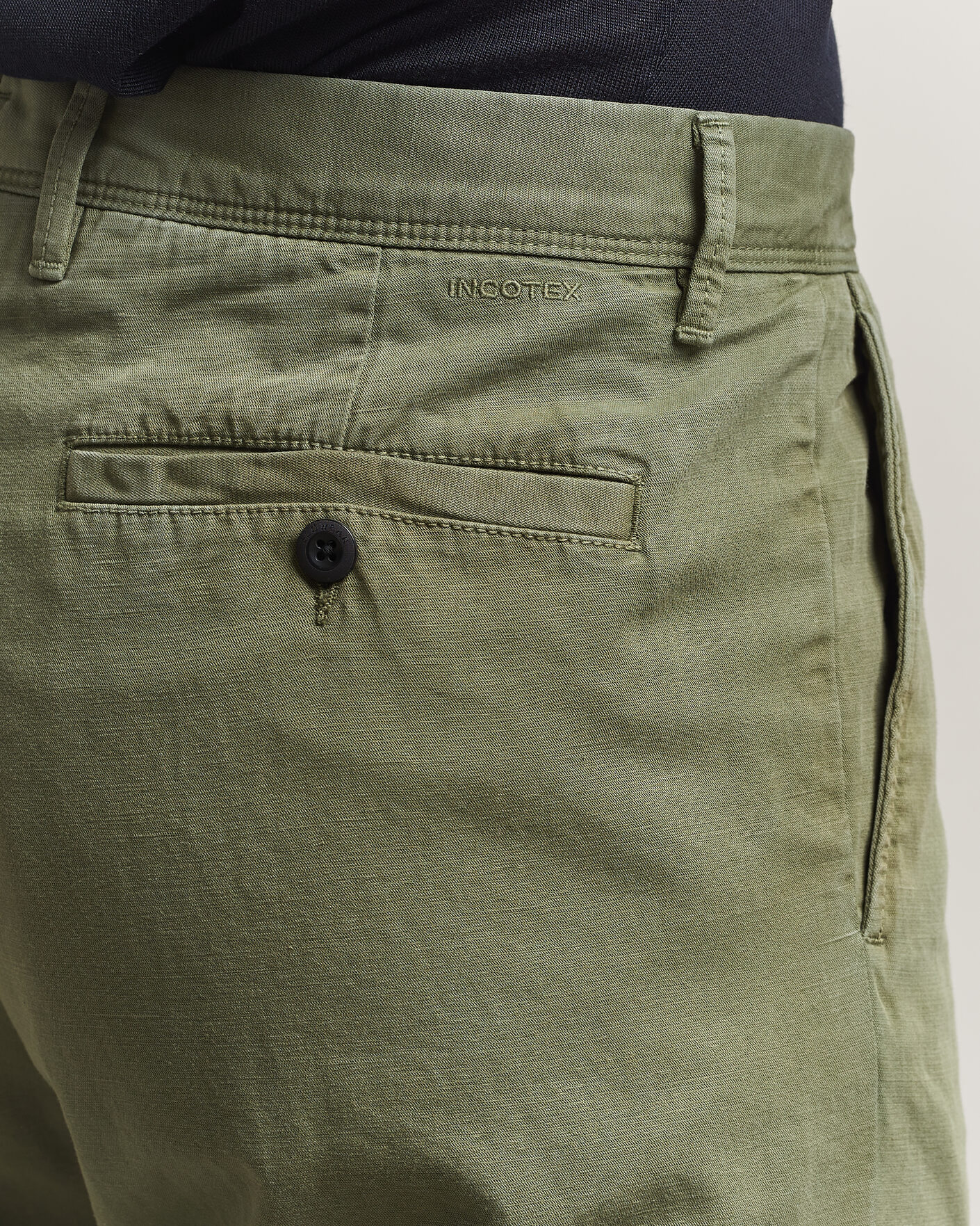Herr | Byxor | Incotex | Regular Fit Cotton/Linen Slacks Military