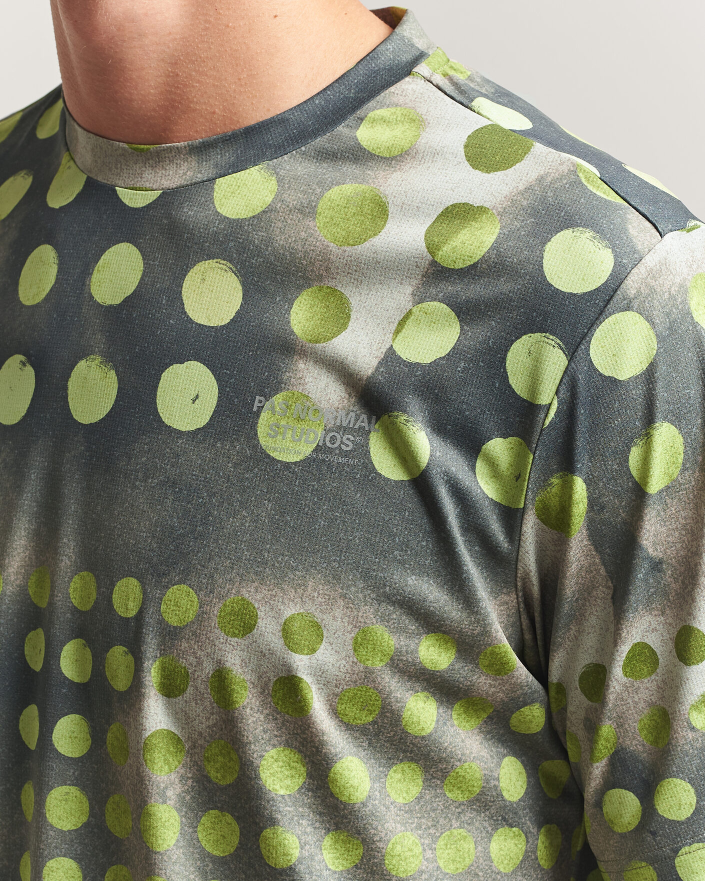 Herr | T-Shirts | Pas Normal Studios | TKO Balance T-Shirt Moss Green
