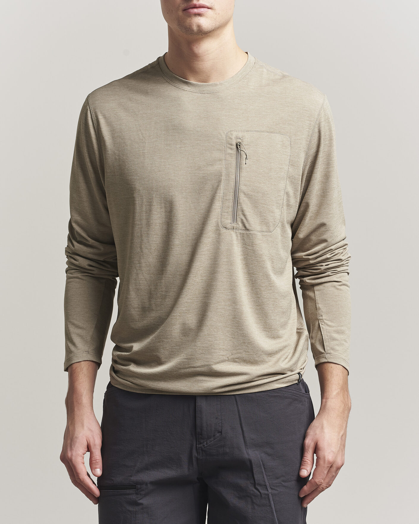 Herr | T-Shirts | Patagonia | Cap Cool Long Sleeve Sun Shirt Seabird Grey